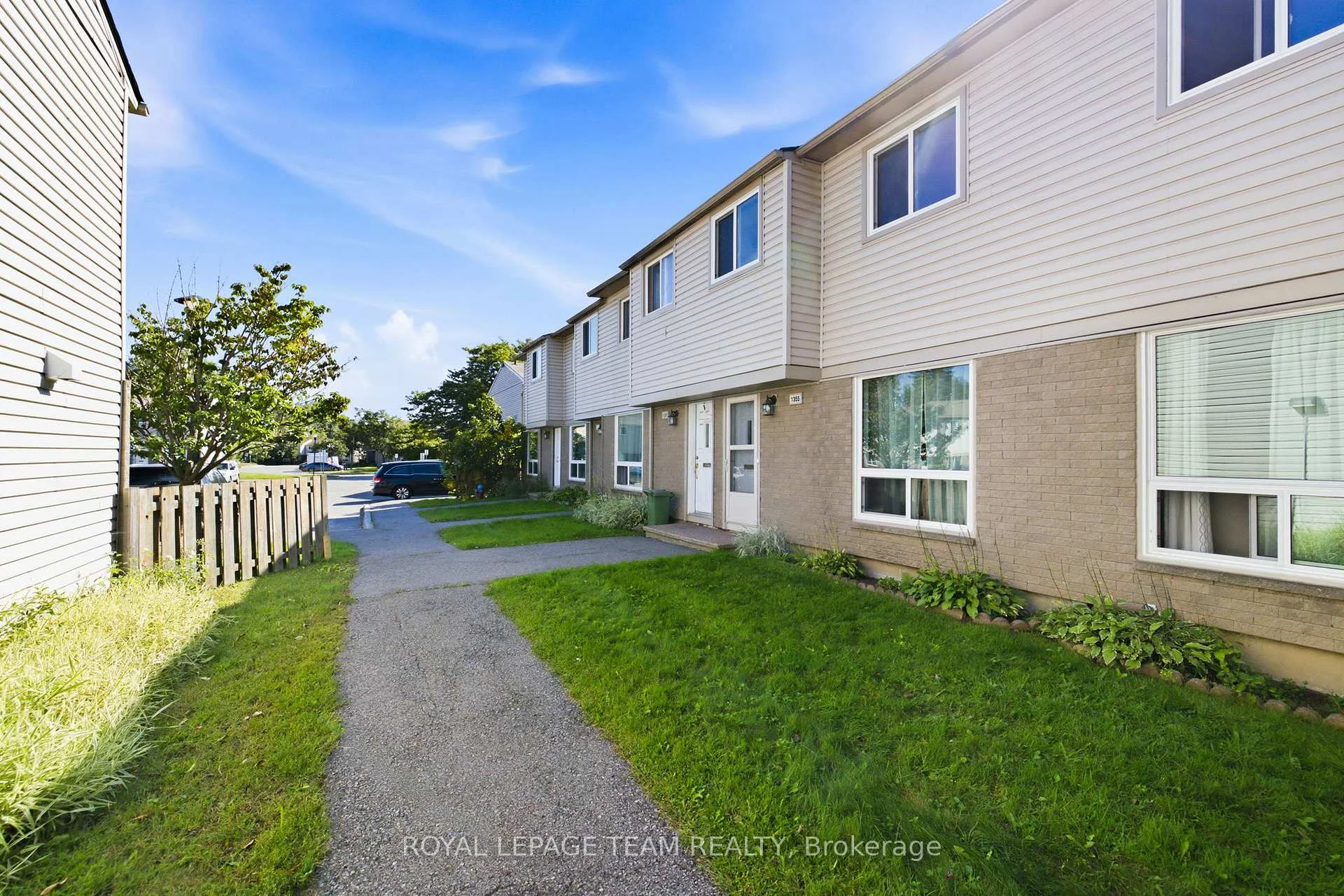 Photo 14 of Unit 63, 1355 Perez Crescent, Ottawa, Carson Grove — HOMEH