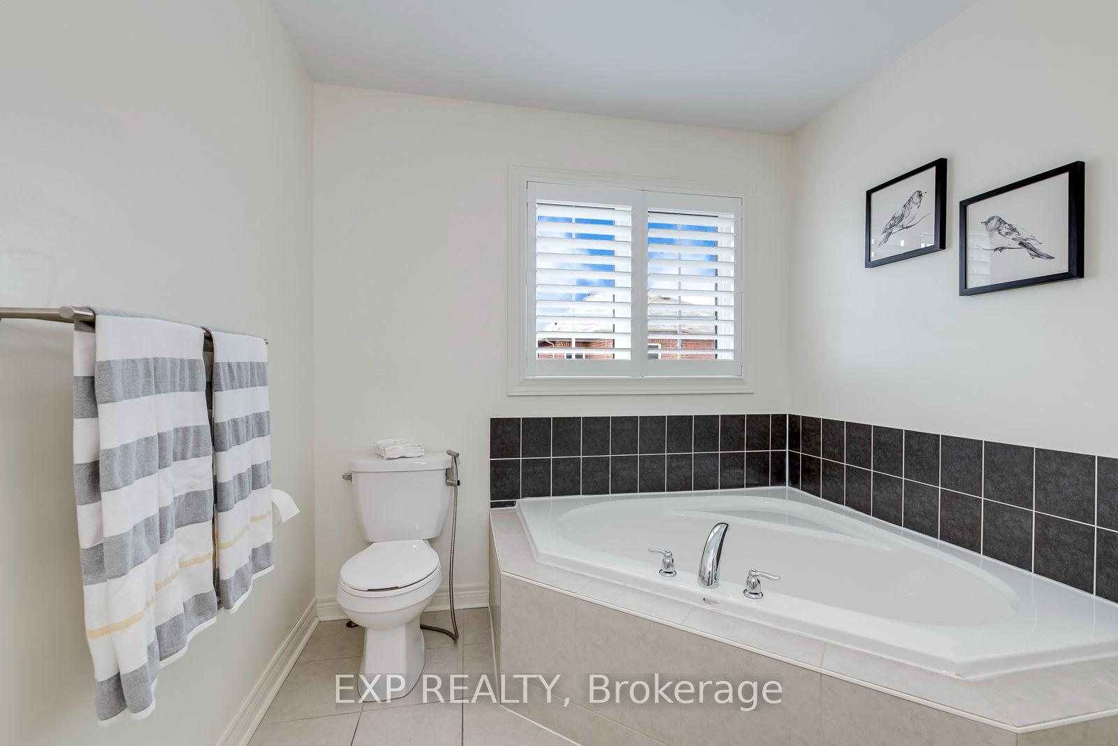 Photo 29 of 598 Bessborough Drive, Milton, Harrison — HOMEH