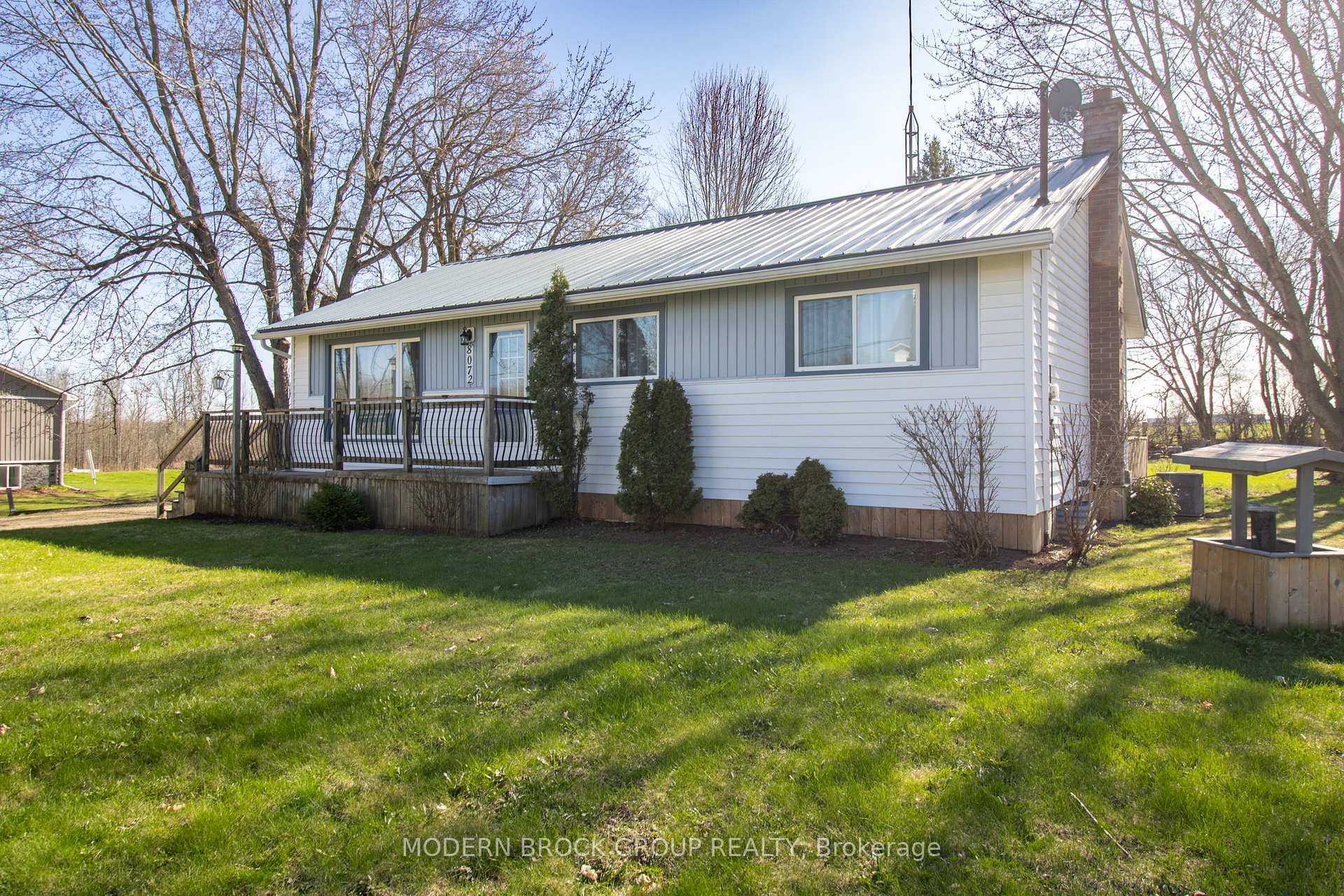 Front of 8072 County Road 29