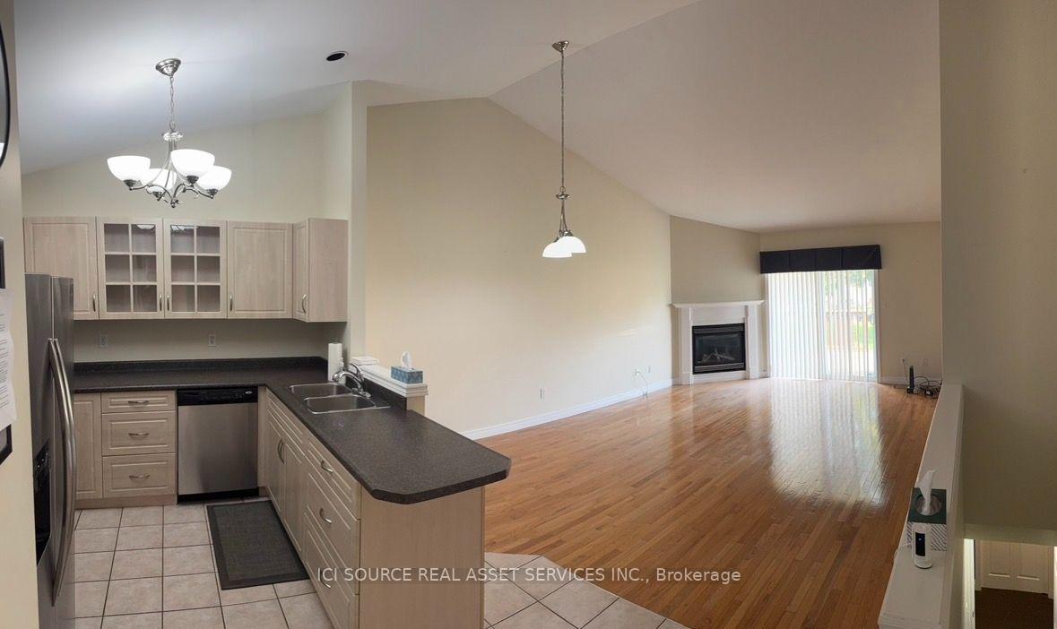 Photo 2 of 1799 Castleton Avenue, Windsor — HOMEH