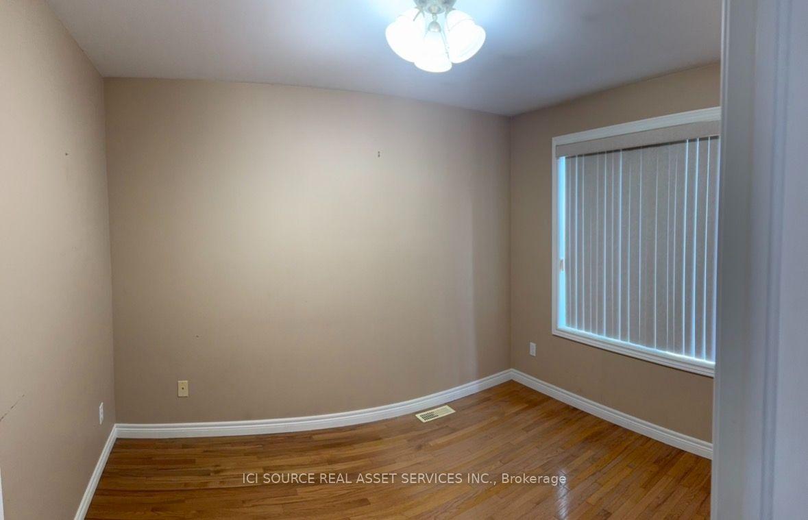 Photo 10 of 1799 Castleton Avenue, Windsor — HOMEH