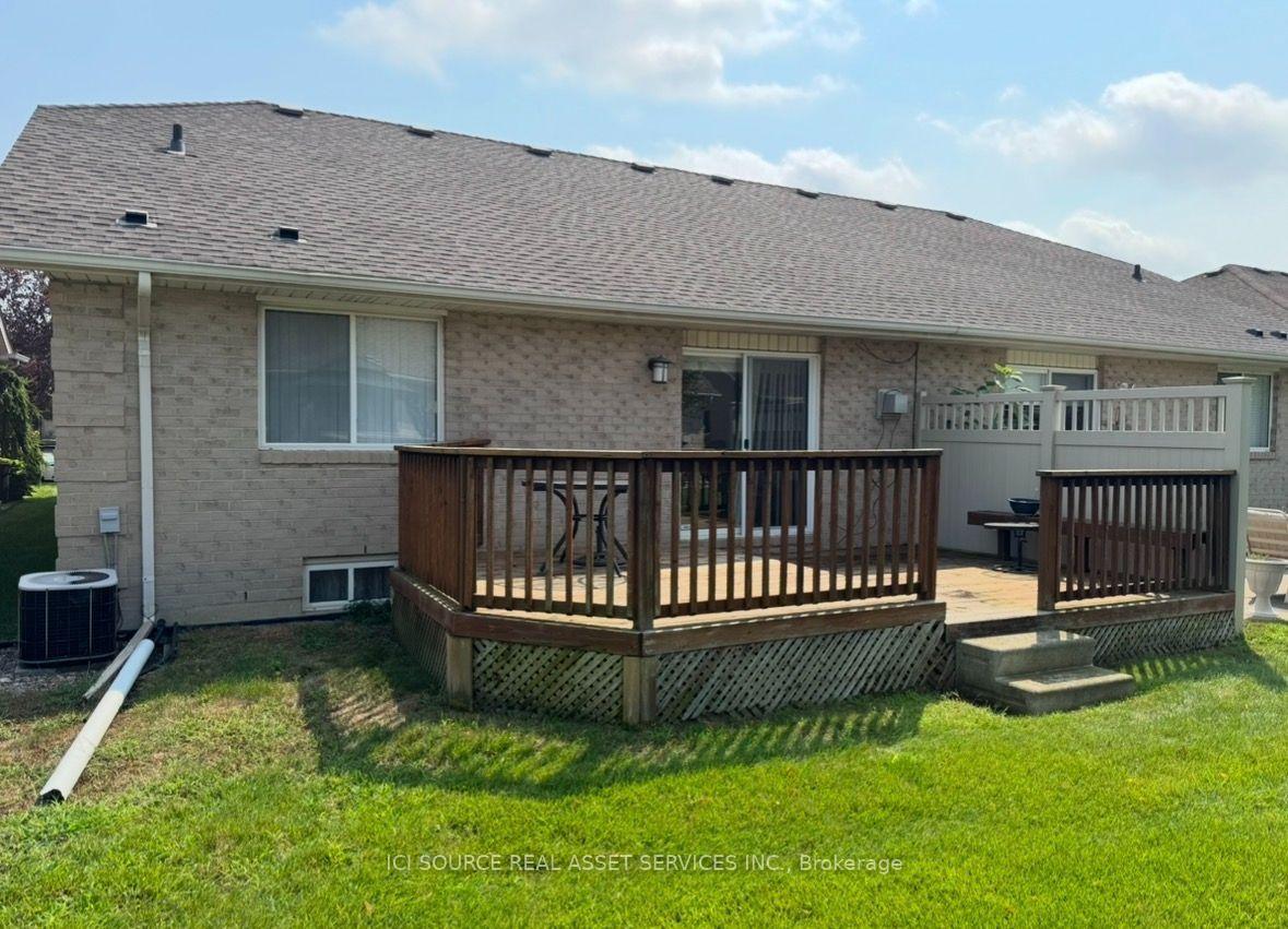 Photo 17 of 1799 Castleton Avenue, Windsor — HOMEH