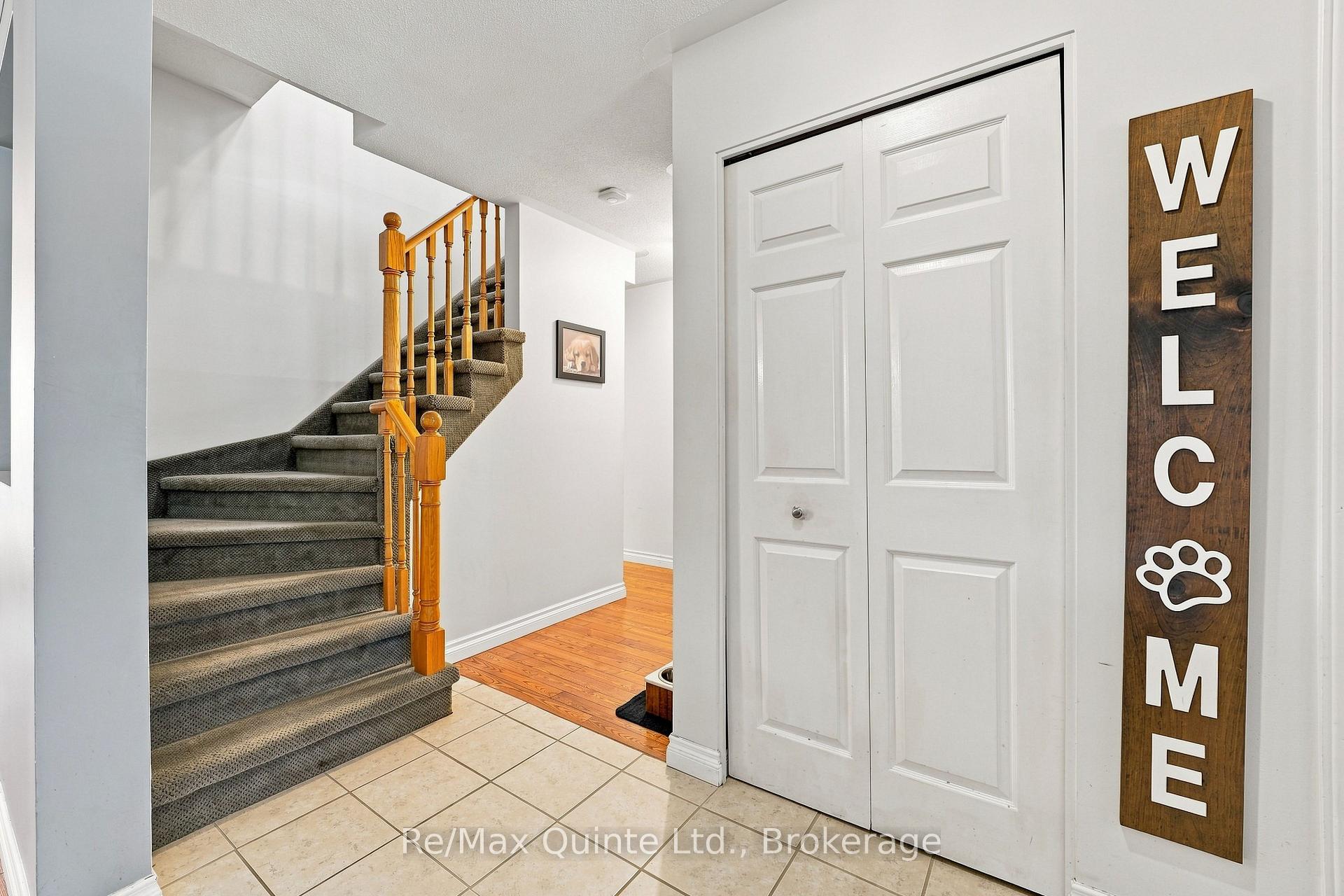 Photo 18 of 37 Bogart Crescent, Belleville, Belleville Ward — HOMEH