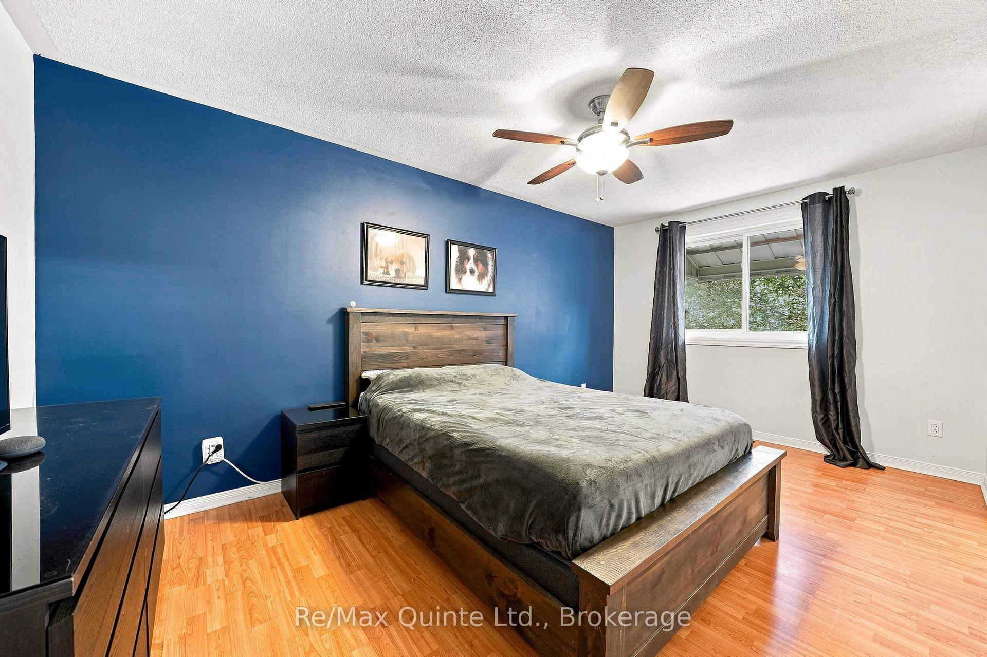 Photo 23 of 37 Bogart Crescent, Belleville, Belleville Ward — HOMEH