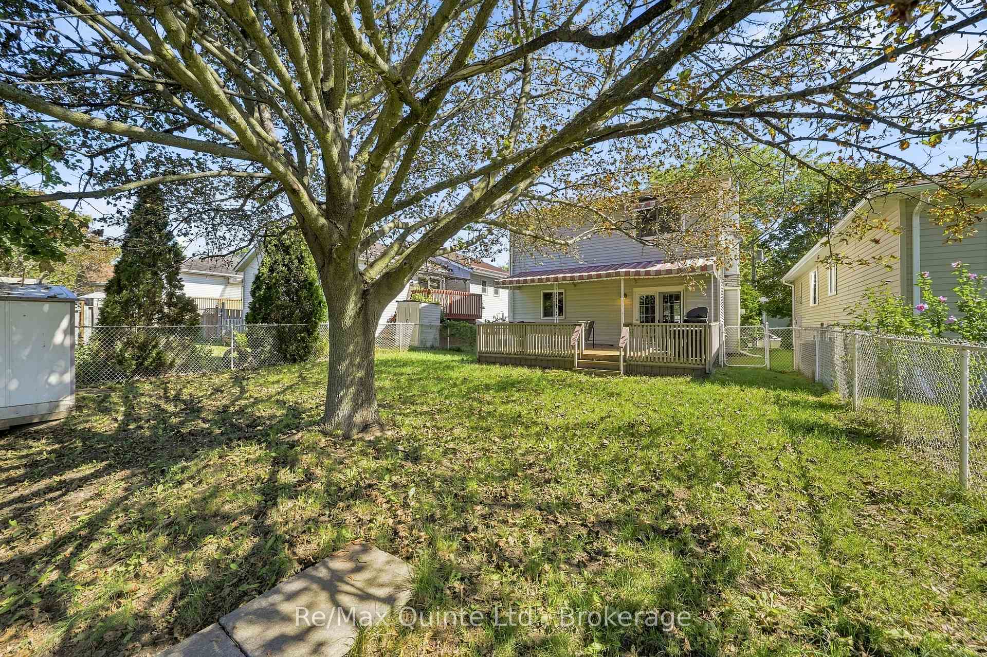 Photo 31 of 37 Bogart Crescent, Belleville, Belleville Ward — HOMEH