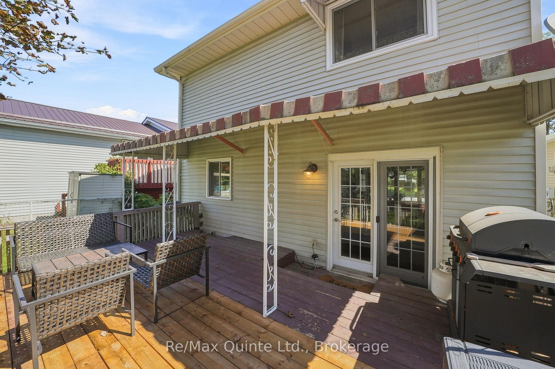 Photo 32 of 37 Bogart Crescent, Belleville, Belleville Ward — HOMEH