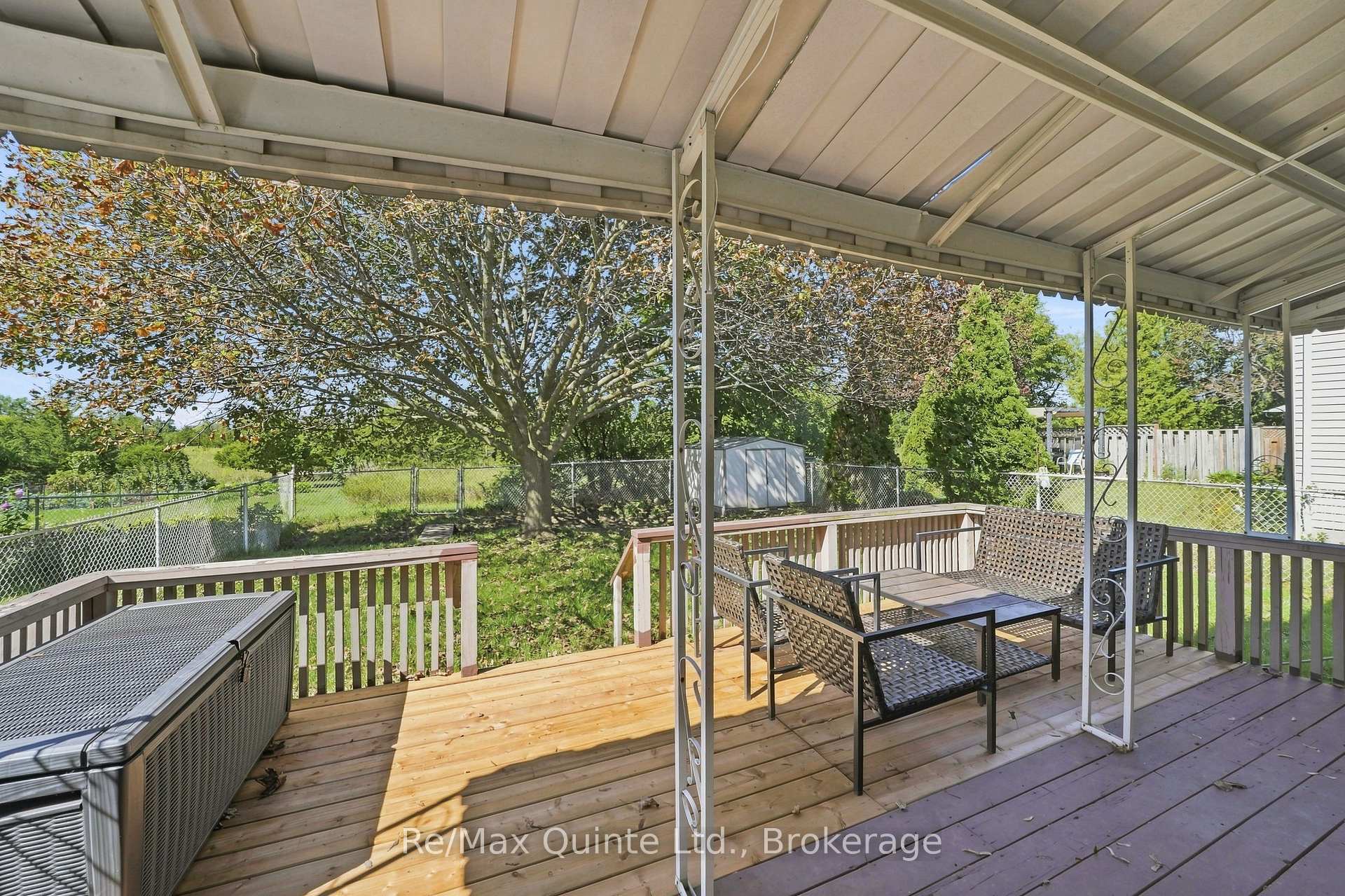 Photo 33 of 37 Bogart Crescent, Belleville, Belleville Ward — HOMEH