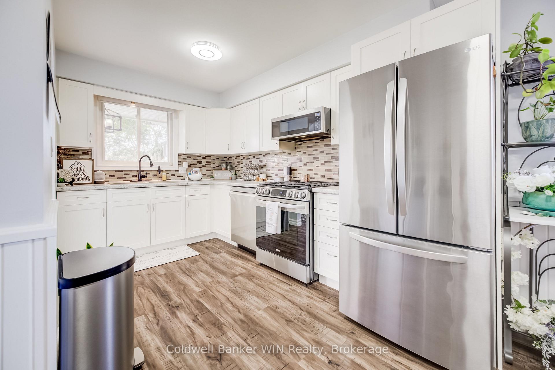 Photo 10 of 399 Birmingham Street E, Wellington North, Mount Forest — HOMEH