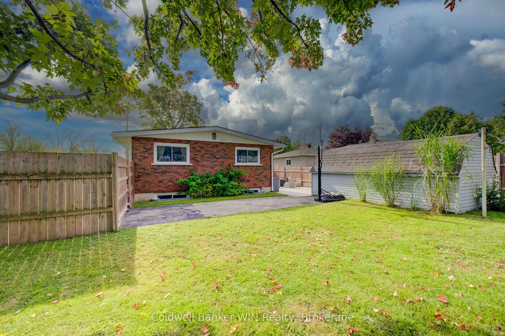 Photo 42 of 399 Birmingham Street E, Wellington North, Mount Forest — HOMEH
