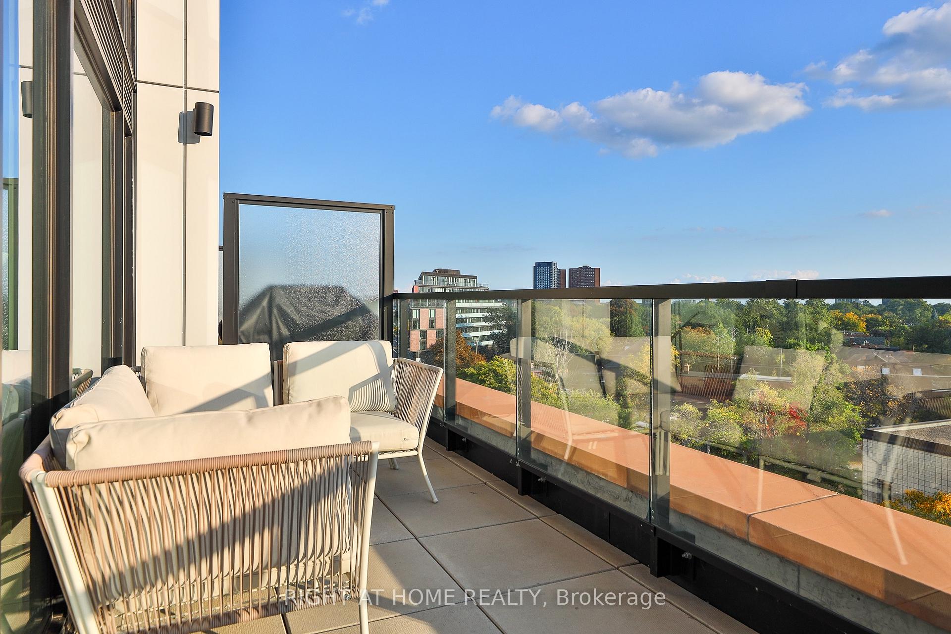 Photo 7 of Unit 607, 2720 Dundas Street W, Toronto, Junction Area — HOMEH