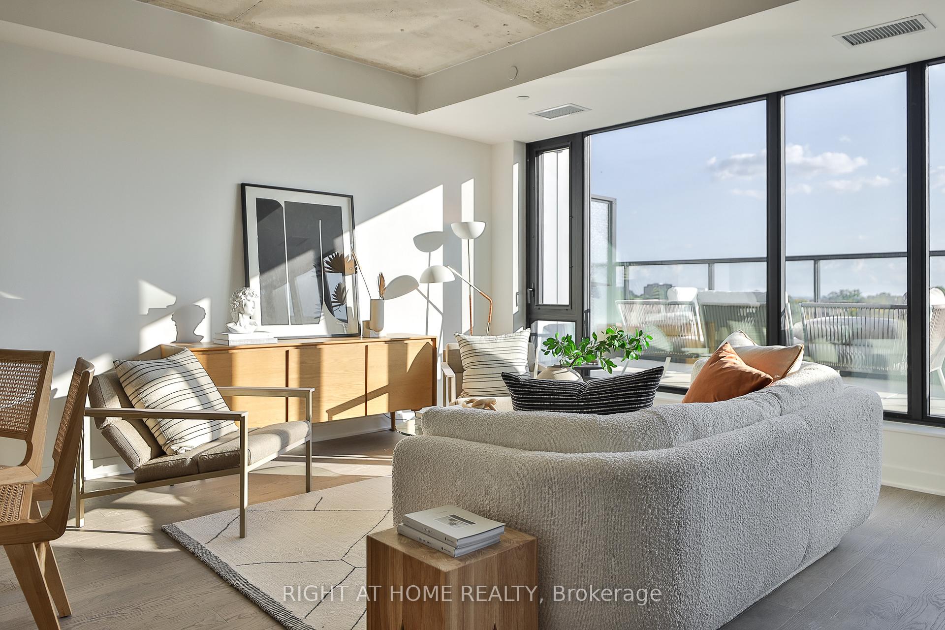 Photo 11 of Unit 607, 2720 Dundas Street W, Toronto, Junction Area — HOMEH