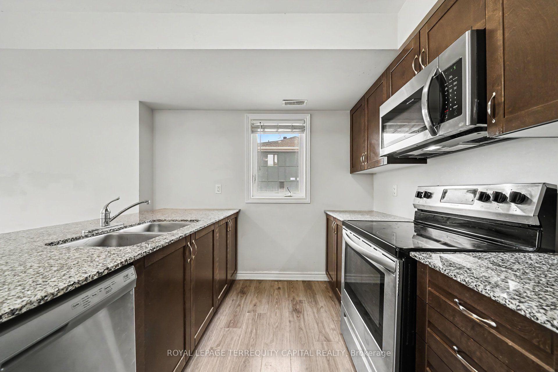 Photo 8 of 113 Walleye Private, Ottawa, Barrhaven - Half Moon Bay — HOMEH