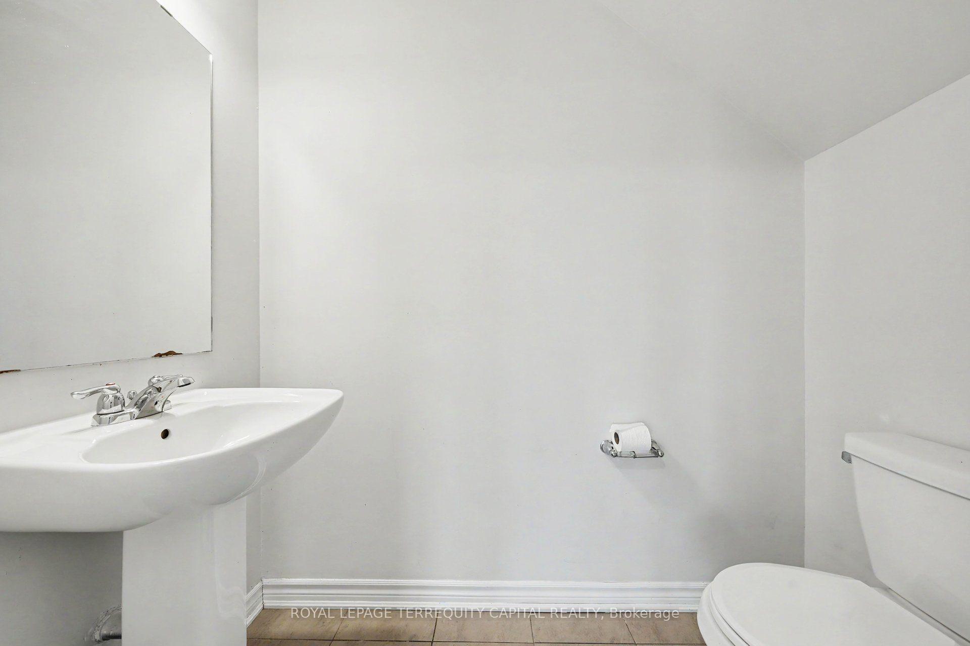 Photo 9 of 113 Walleye Private, Ottawa, Barrhaven - Half Moon Bay — HOMEH