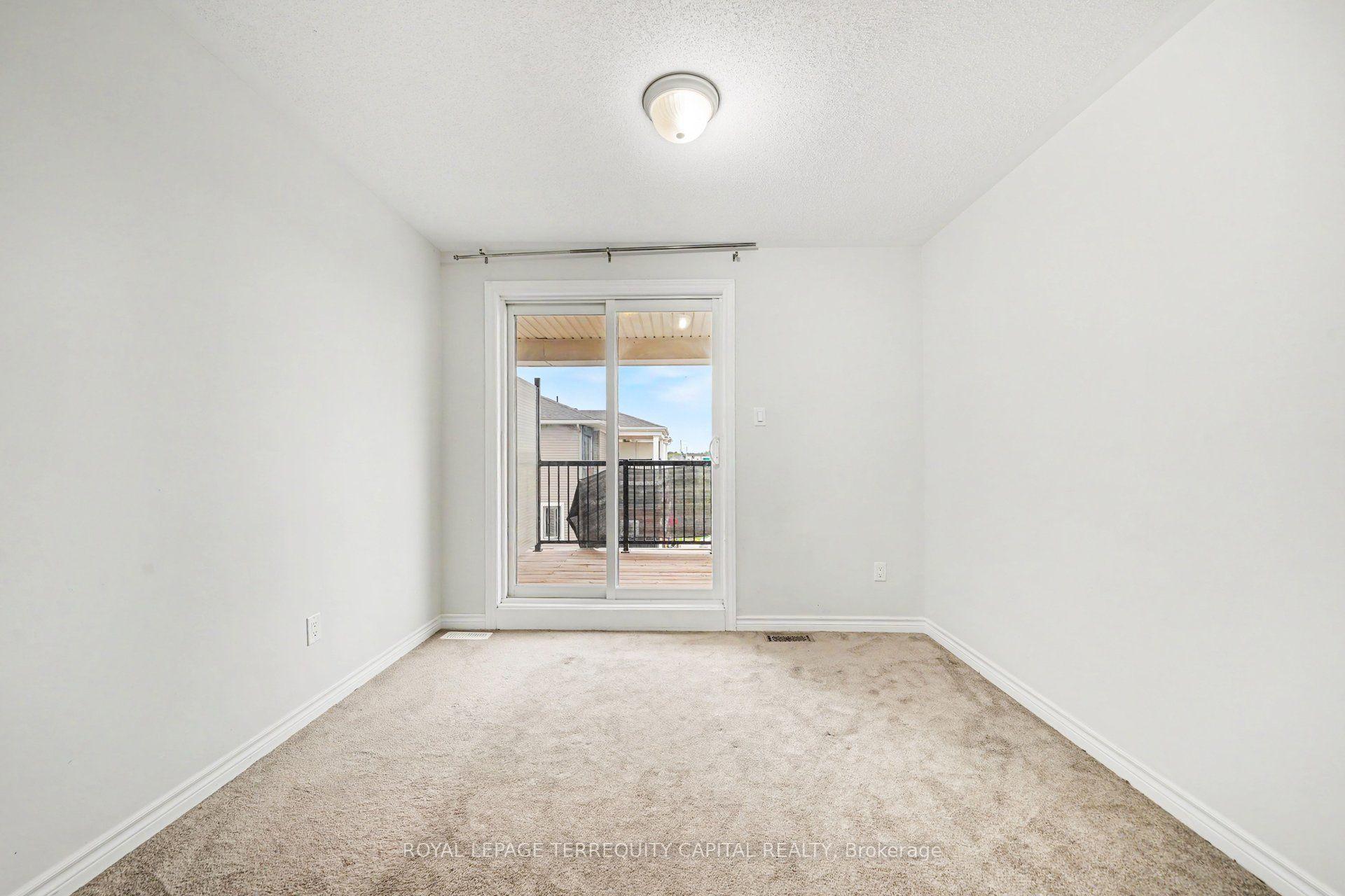 Photo 12 of 113 Walleye Private, Ottawa, Barrhaven - Half Moon Bay — HOMEH