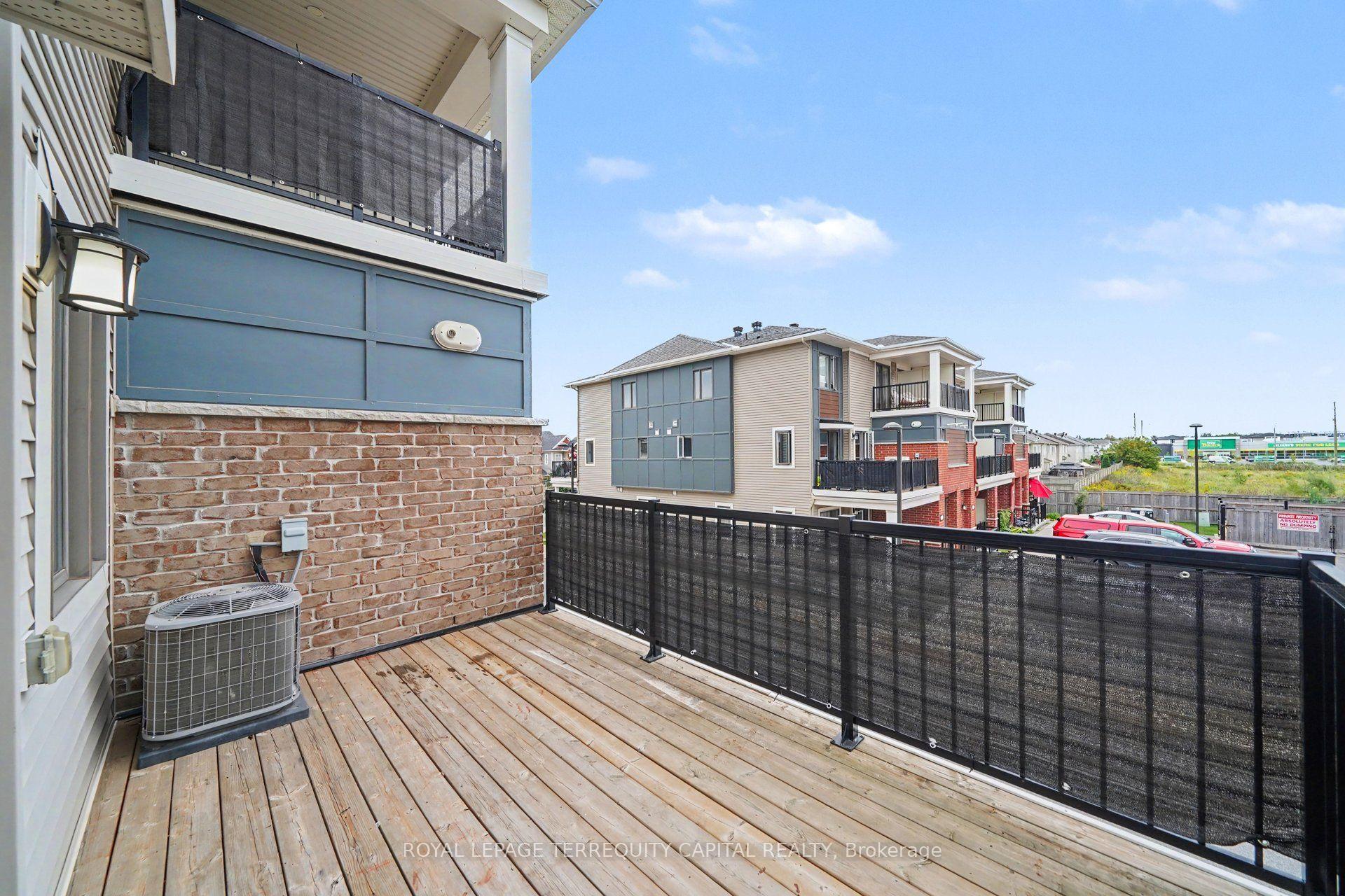 Photo 19 of 113 Walleye Private, Ottawa, Barrhaven - Half Moon Bay — HOMEH