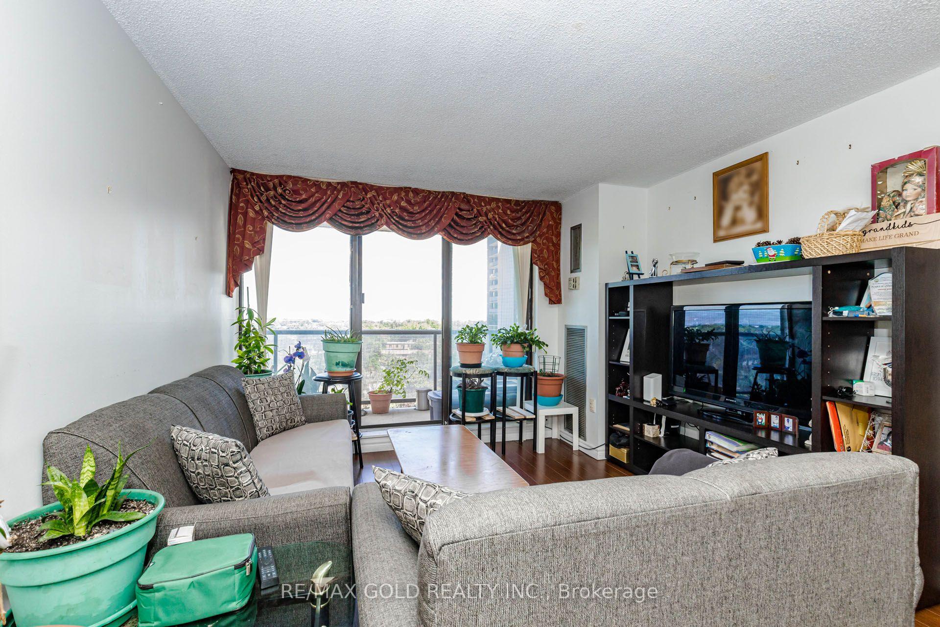 Photo 6 of Unit 905, 17 Knightsbridge Road, Brampton, Queen Street Corridor — HOMEH