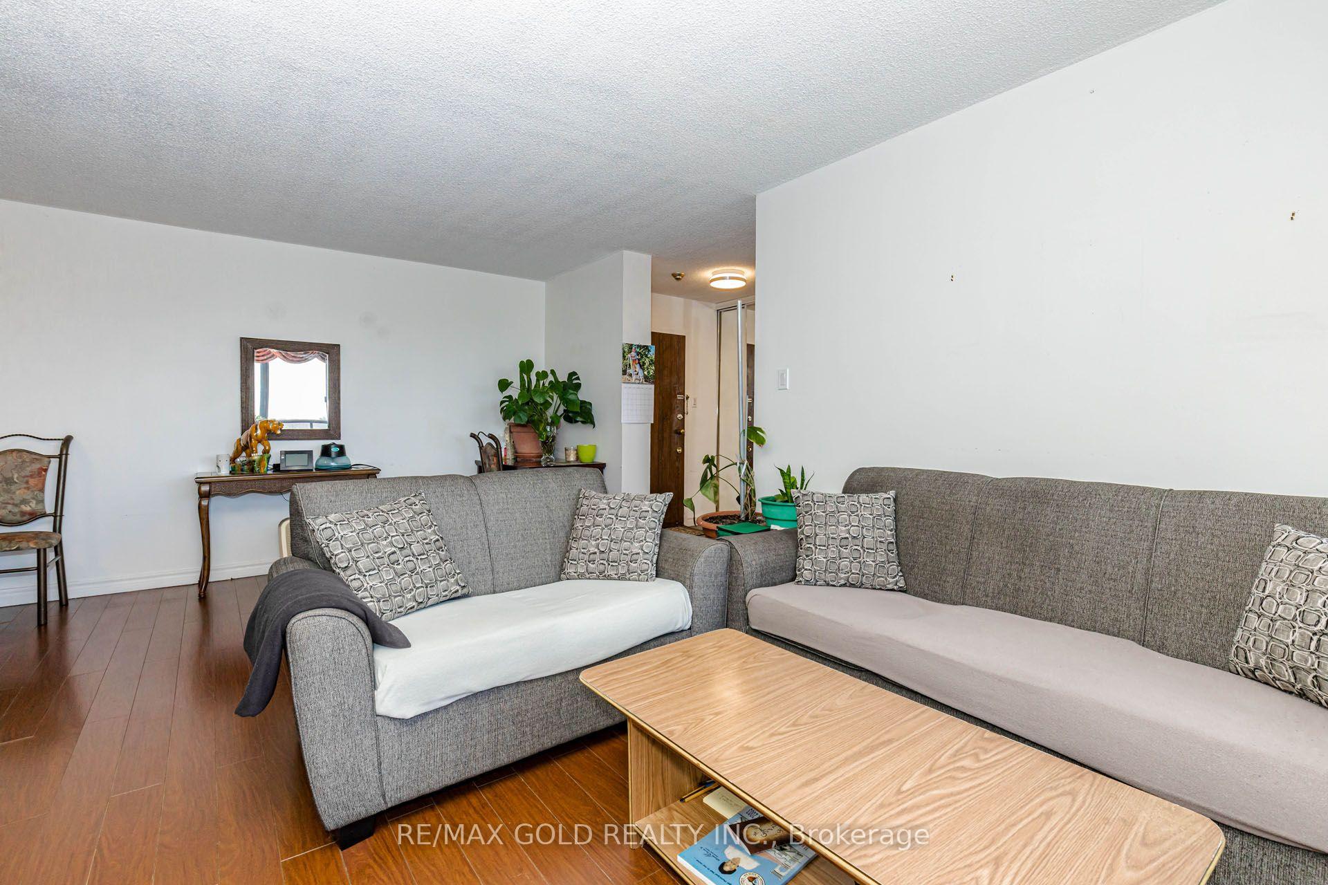 Photo 7 of Unit 905, 17 Knightsbridge Road, Brampton, Queen Street Corridor — HOMEH
