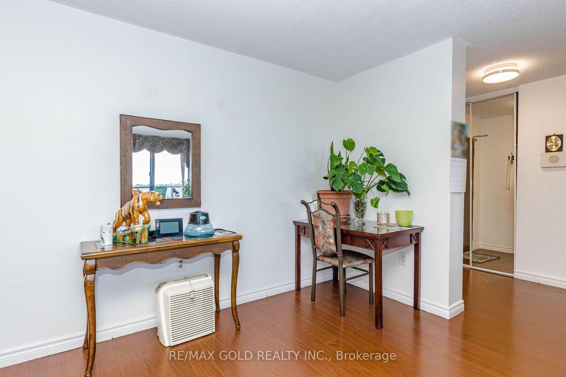 Photo 8 of Unit 905, 17 Knightsbridge Road, Brampton, Queen Street Corridor — HOMEH