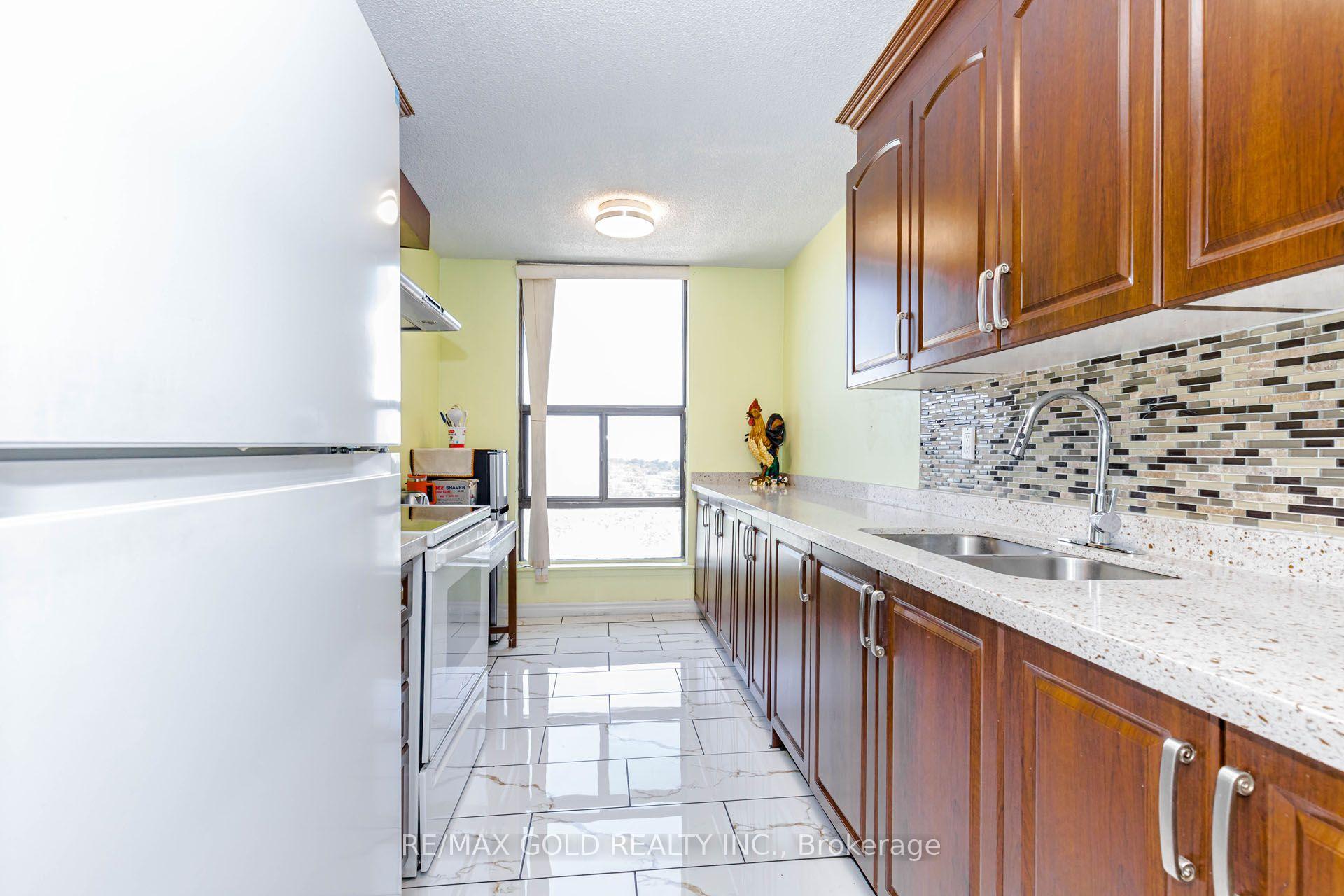 Photo 10 of Unit 905, 17 Knightsbridge Road, Brampton, Queen Street Corridor — HOMEH