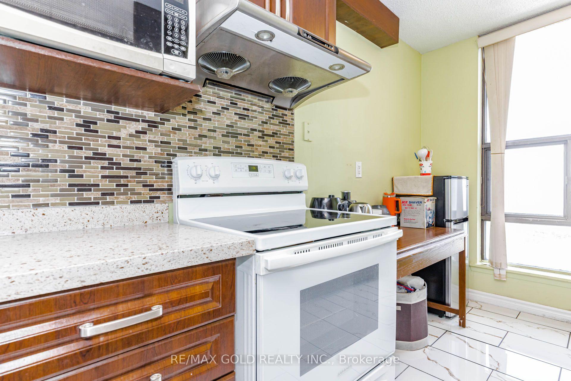 Photo 11 of Unit 905, 17 Knightsbridge Road, Brampton, Queen Street Corridor — HOMEH