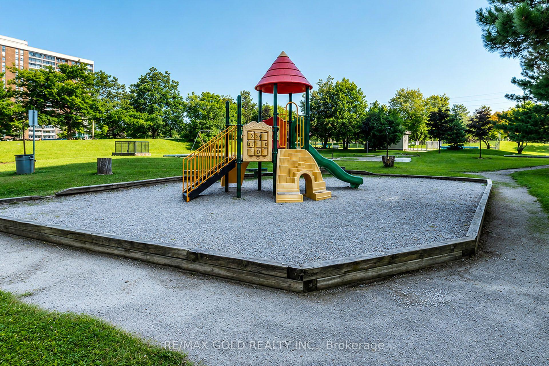 Photo 18 of Unit 905, 17 Knightsbridge Road, Brampton, Queen Street Corridor — HOMEH