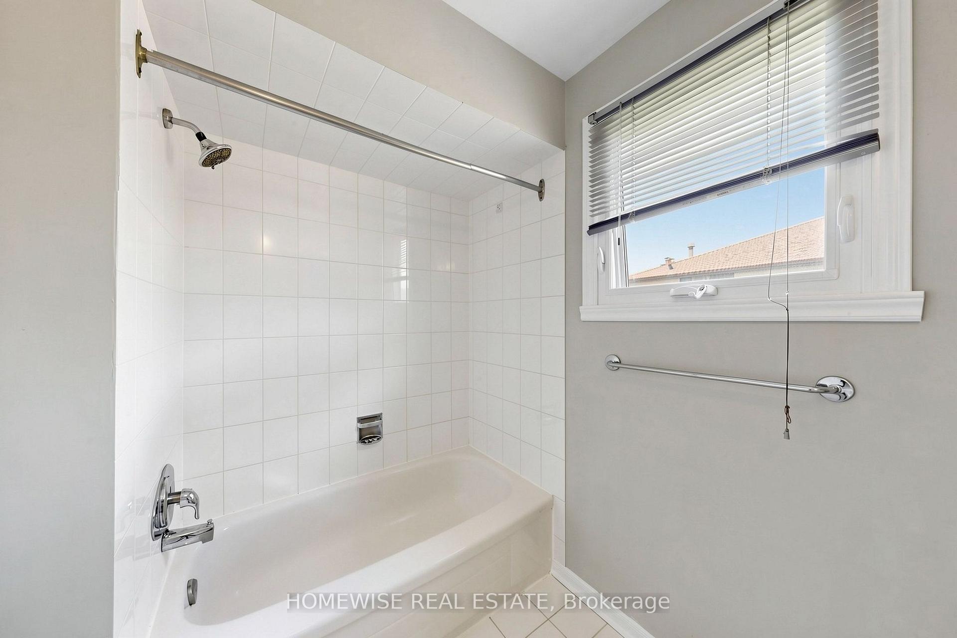 Photo 35 of Unit Main, 11 Briarcliffe Crescent, Vaughan, Brownridge — HOMEH