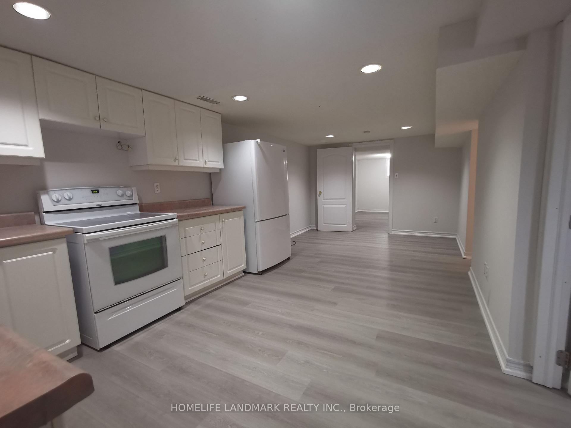 Photo 5 of Unit Basement, 288 Maple Leaf Drive, North York, Rustic — HOMEH