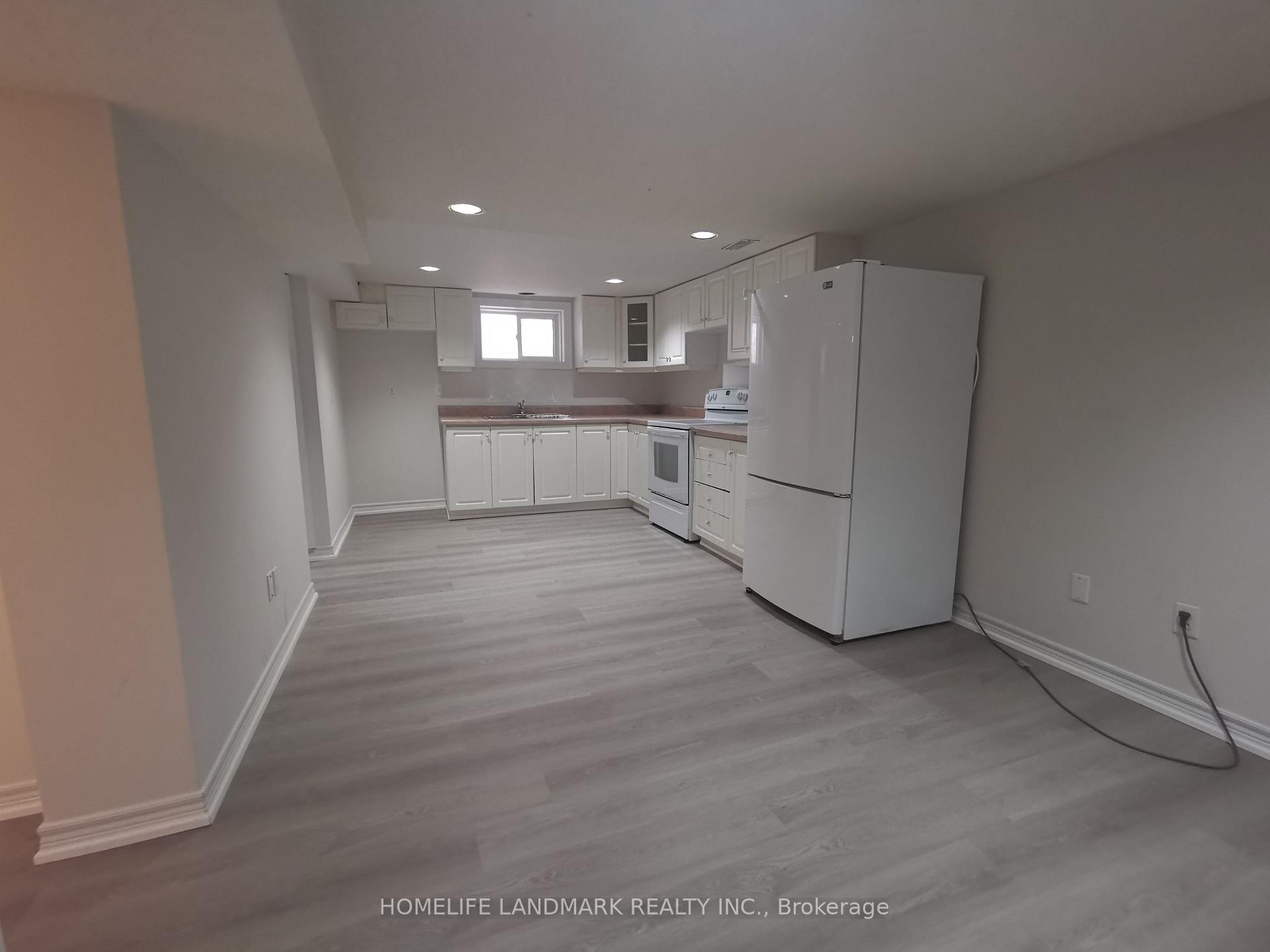 Photo 6 of Unit Basement, 288 Maple Leaf Drive, North York, Rustic — HOMEH