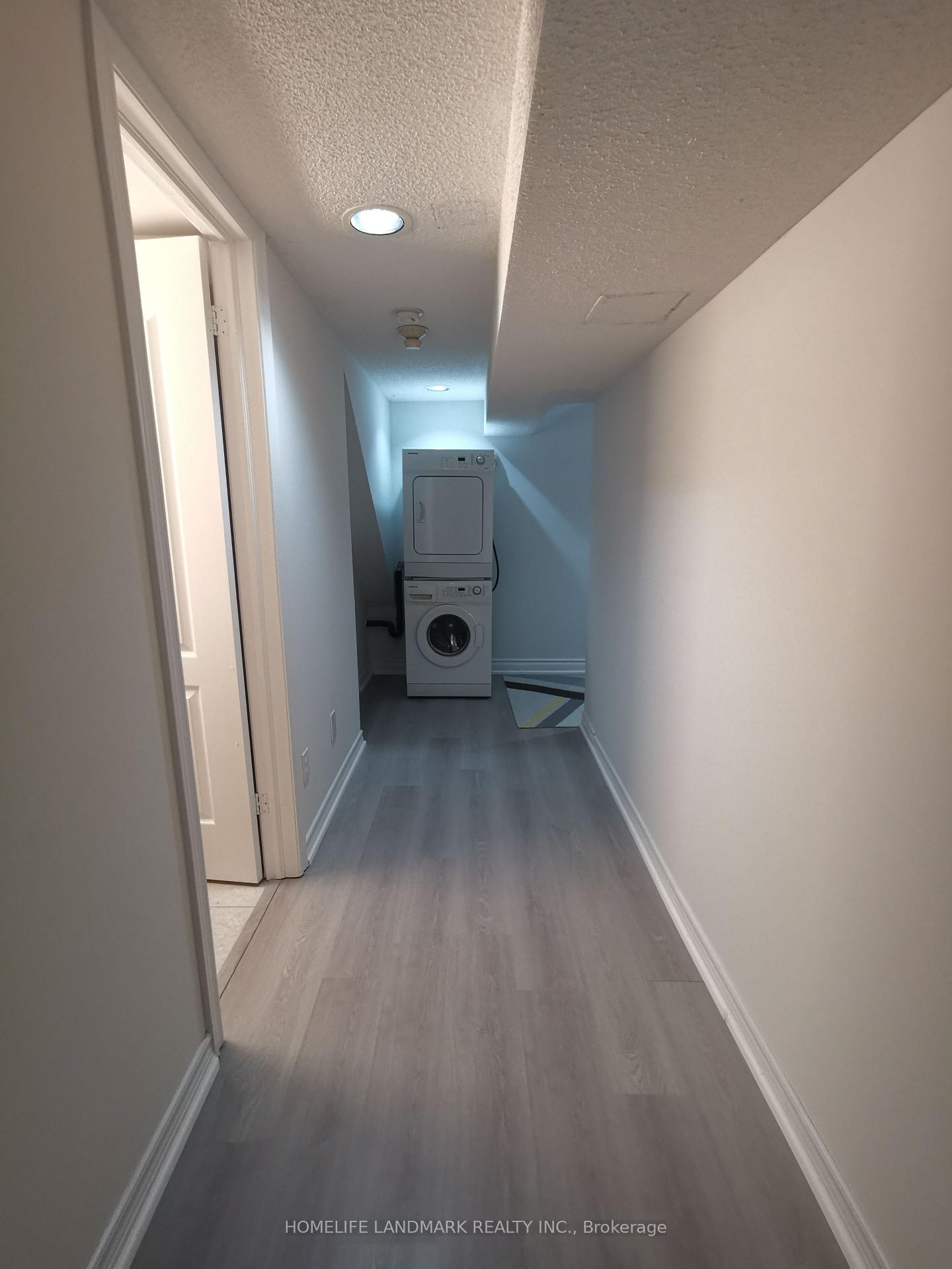 Photo 8 of Unit Basement, 288 Maple Leaf Drive, North York, Rustic — HOMEH