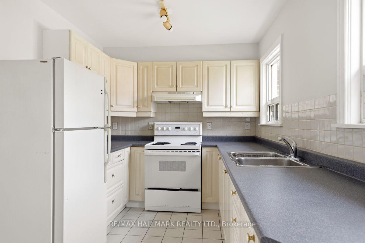 Photo 10 of 4 Bergen Road, Scarborough, Dorset Park — HOMEH