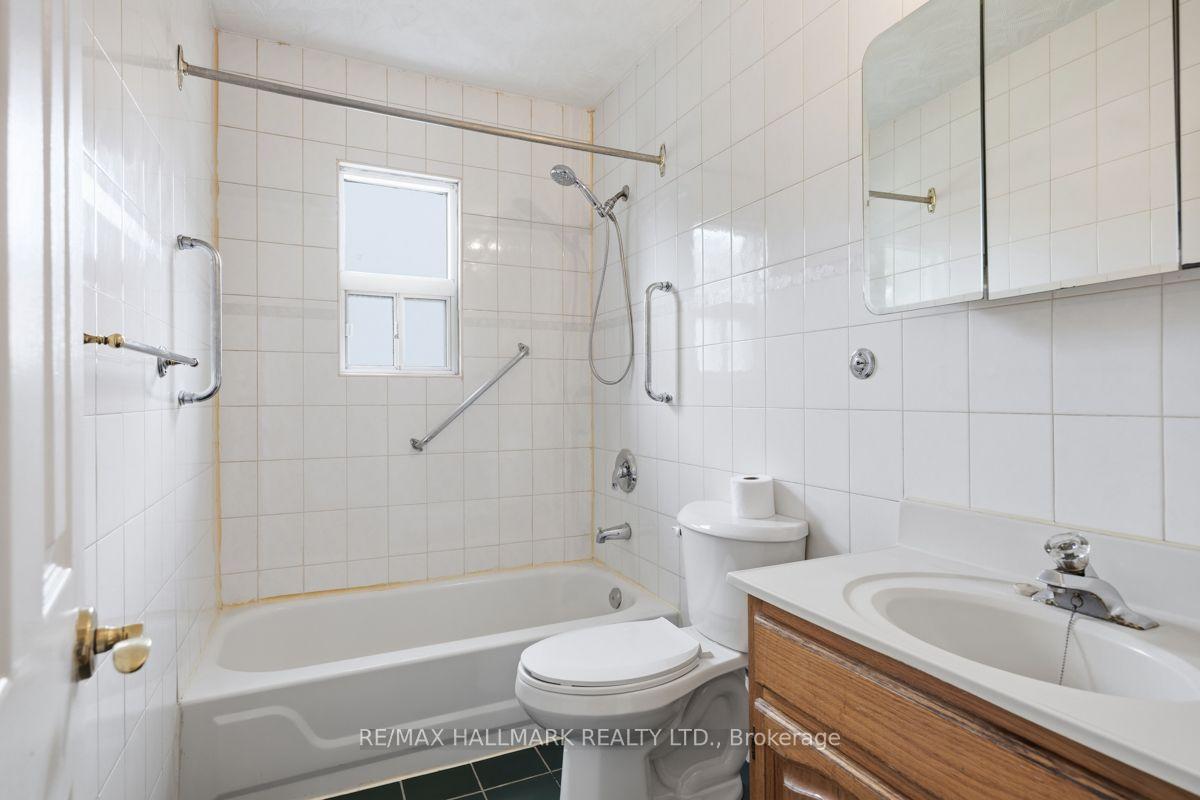 Photo 19 of 4 Bergen Road, Scarborough, Dorset Park — HOMEH