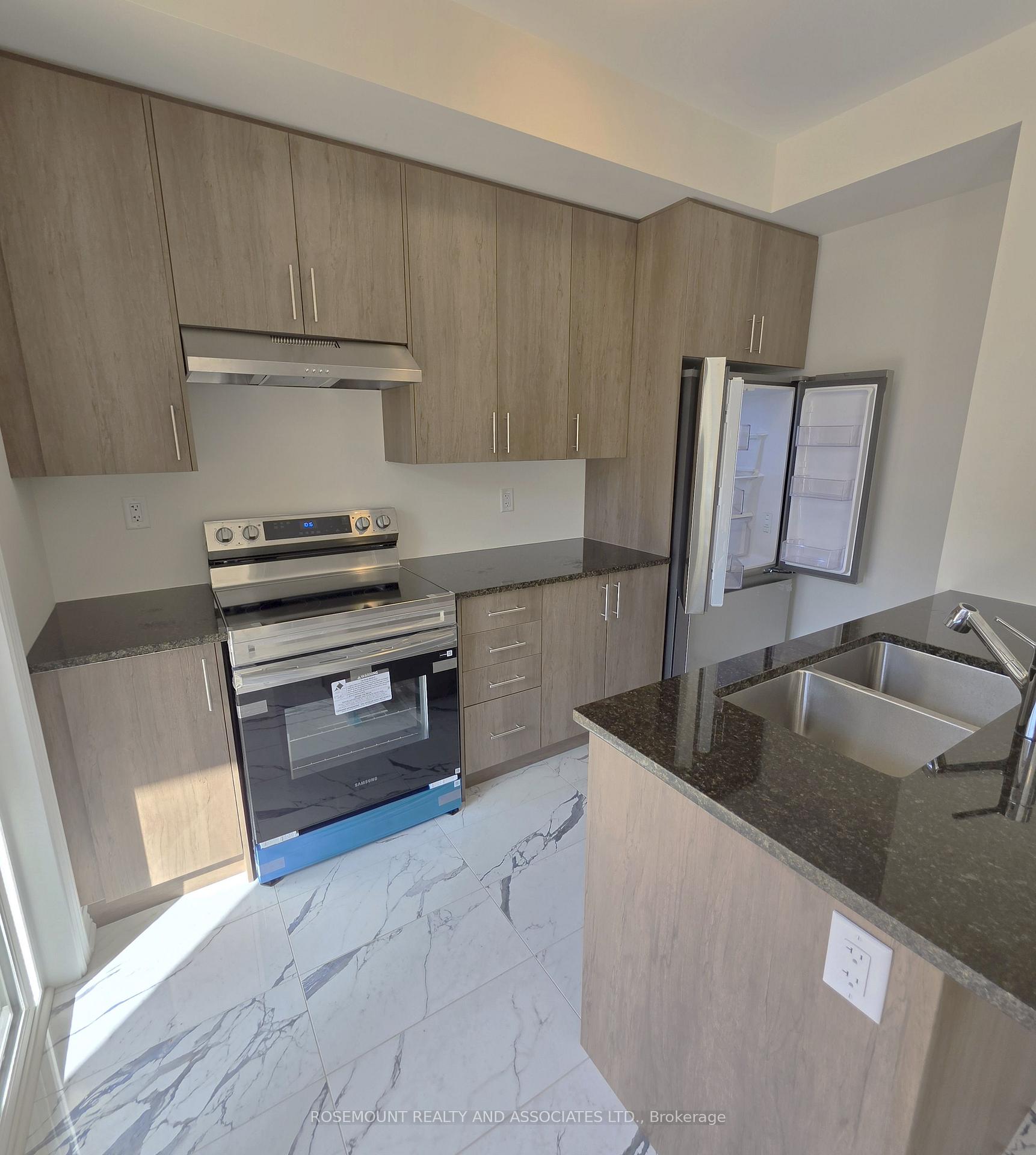 Photo 5 of 12 Radiance Way, Whitby, Rural Whitby — HOMEH