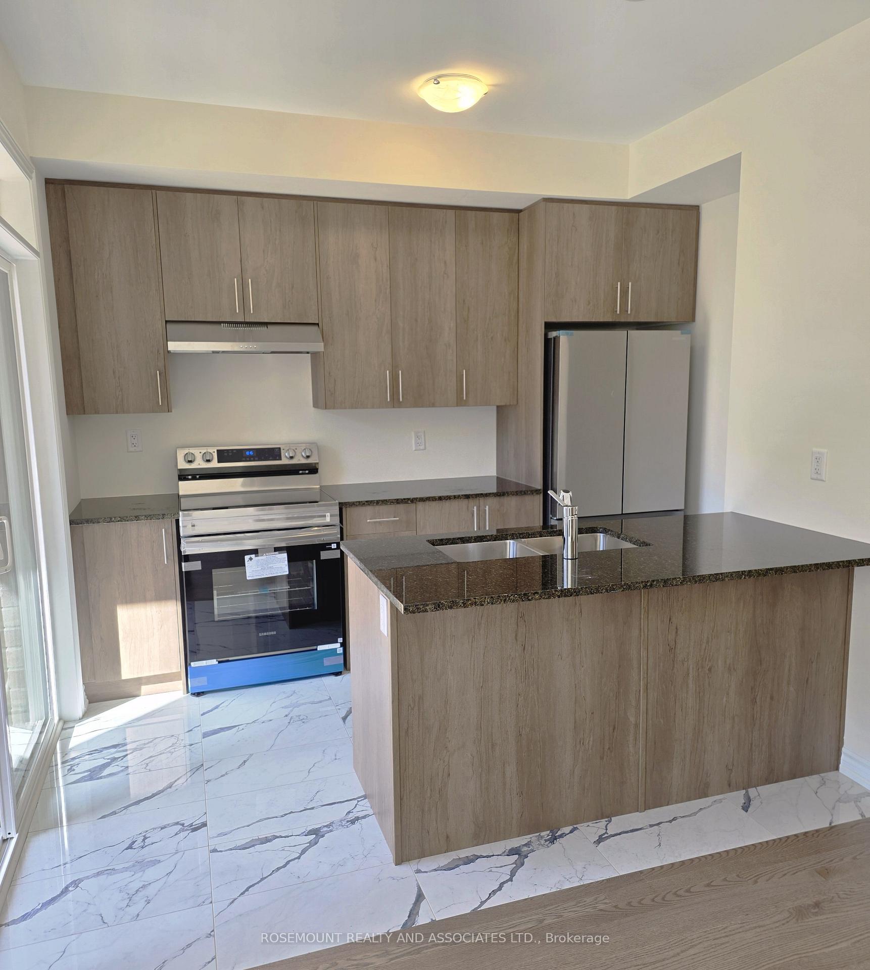 Photo 6 of 12 Radiance Way, Whitby, Rural Whitby — HOMEH