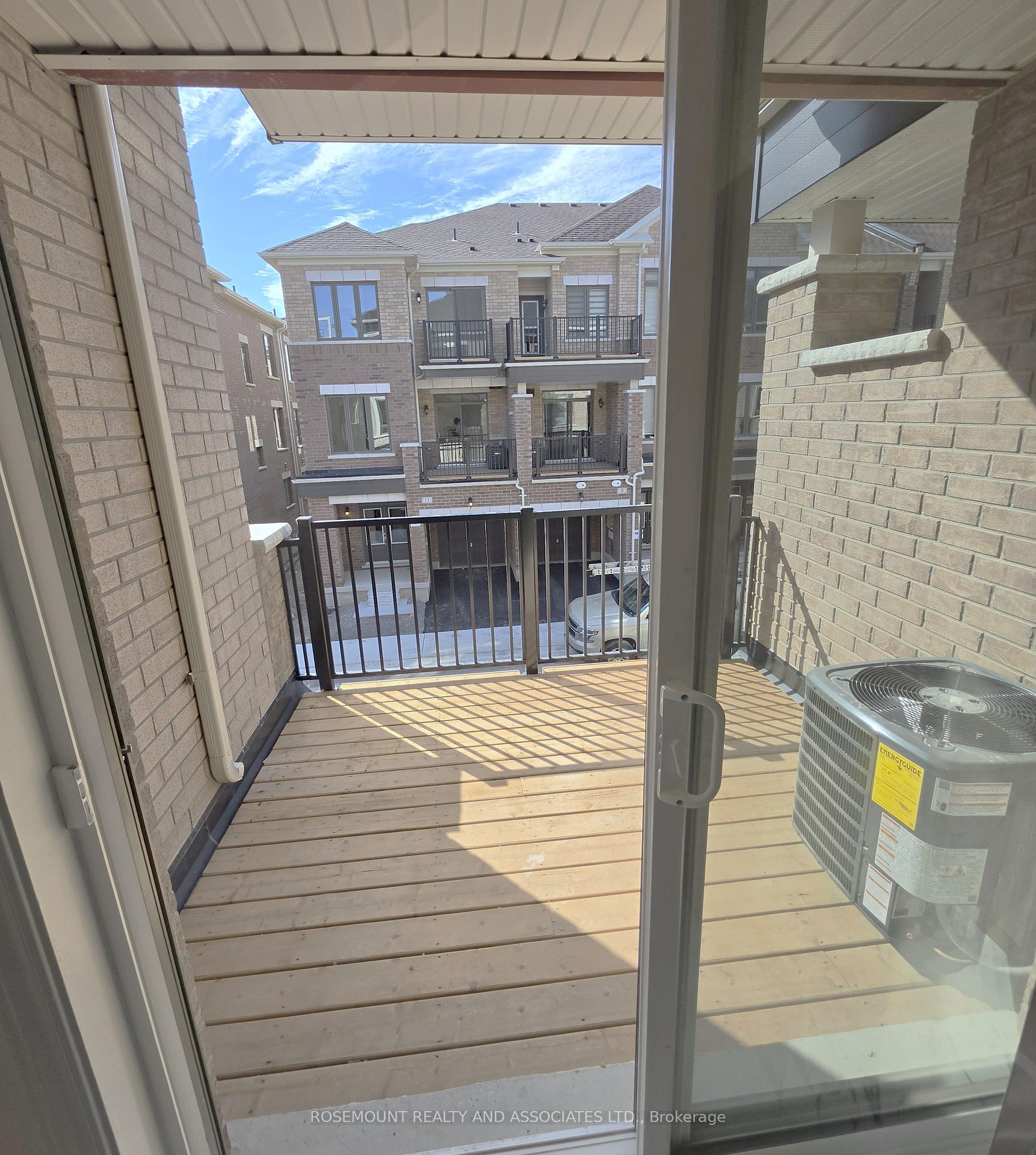 Photo 8 of 12 Radiance Way, Whitby, Rural Whitby — HOMEH
