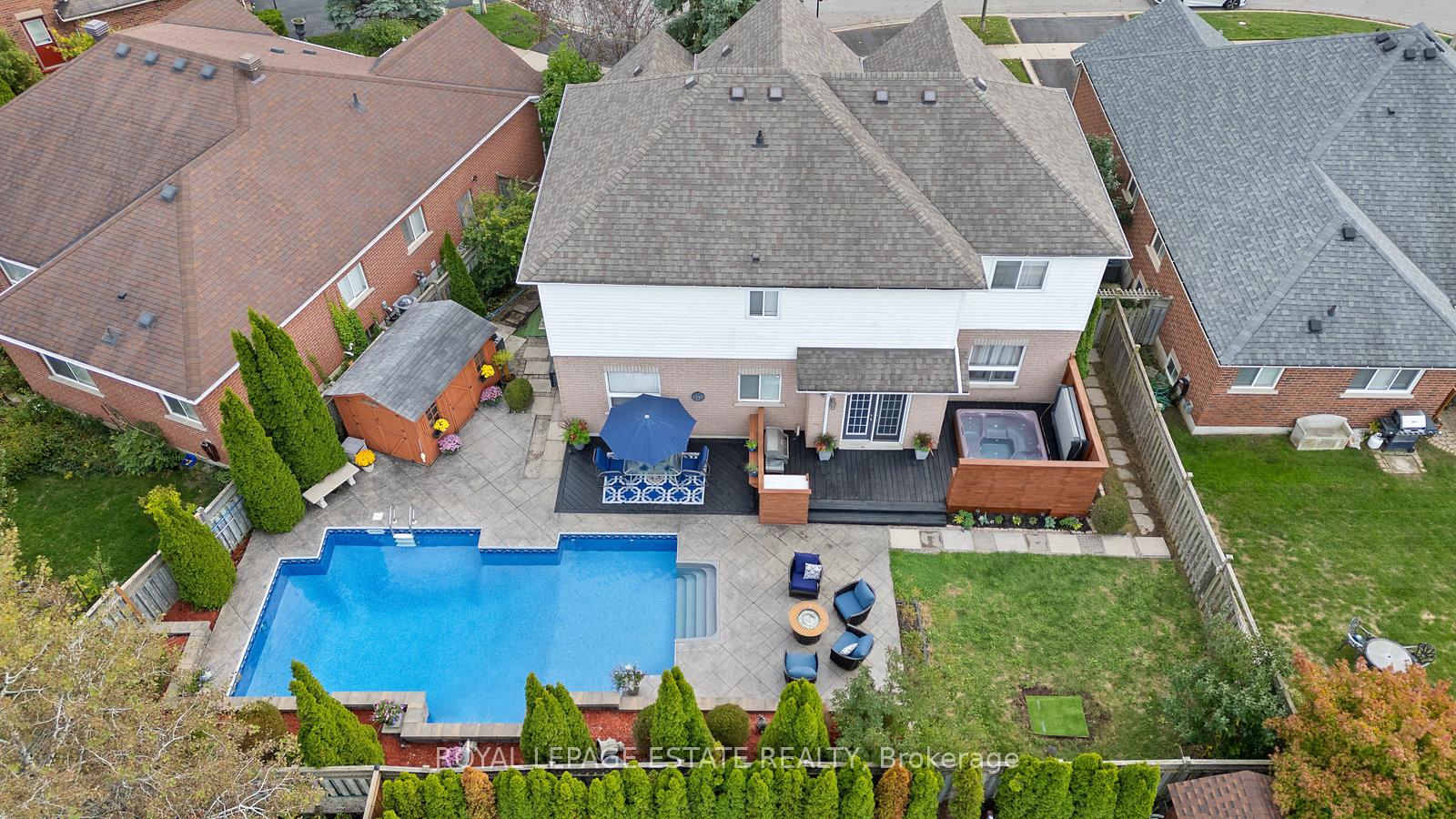 Photo 5 of 15 McGregor Drive, Ajax, Northwest Ajax — HOMEH
