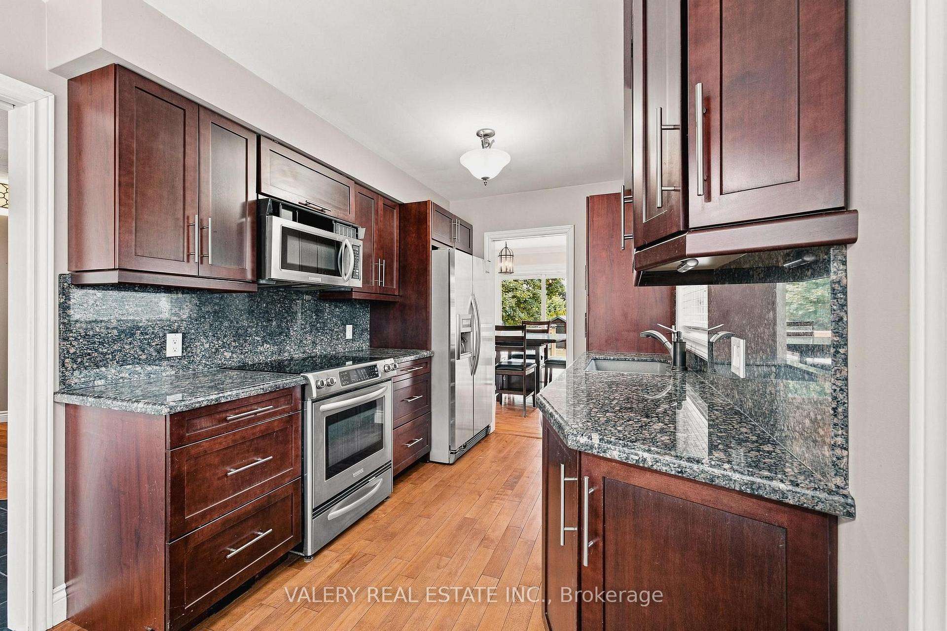 Photo 8 of 456 Lorindale Street, Waterloo, Lexington — HOMEH