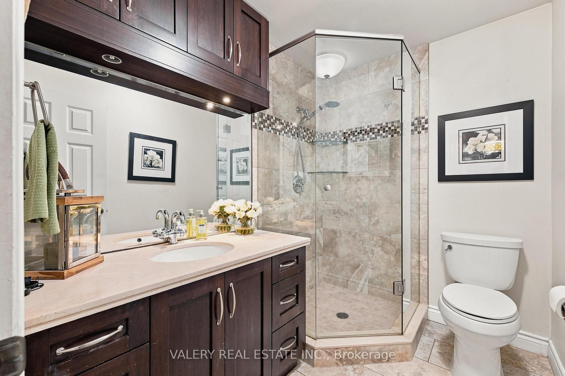 Photo 19 of 456 Lorindale Street, Waterloo, Lexington — HOMEH