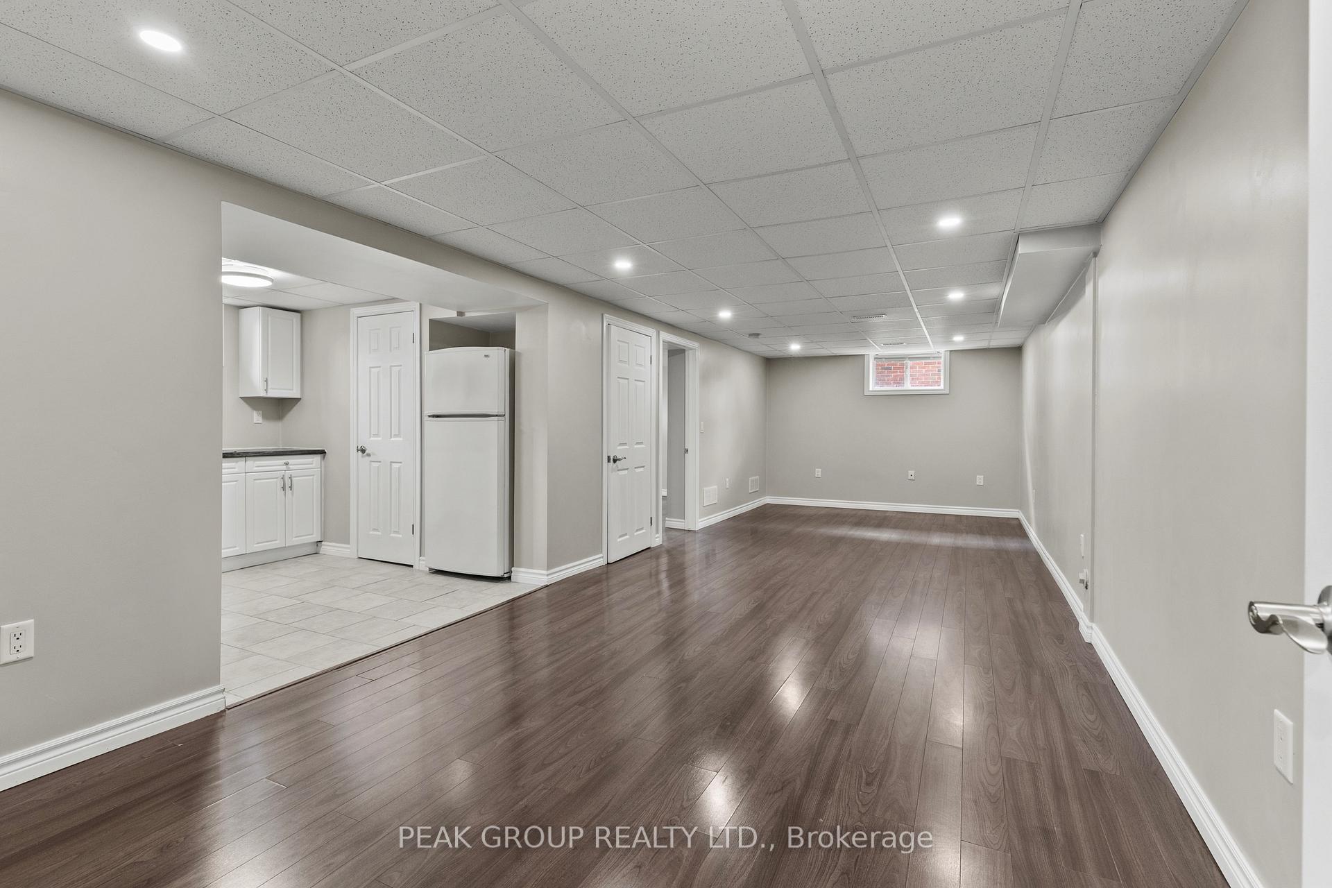 Photo 30 of 19 Bosnich Avenue, Welland, Broadway — HOMEH