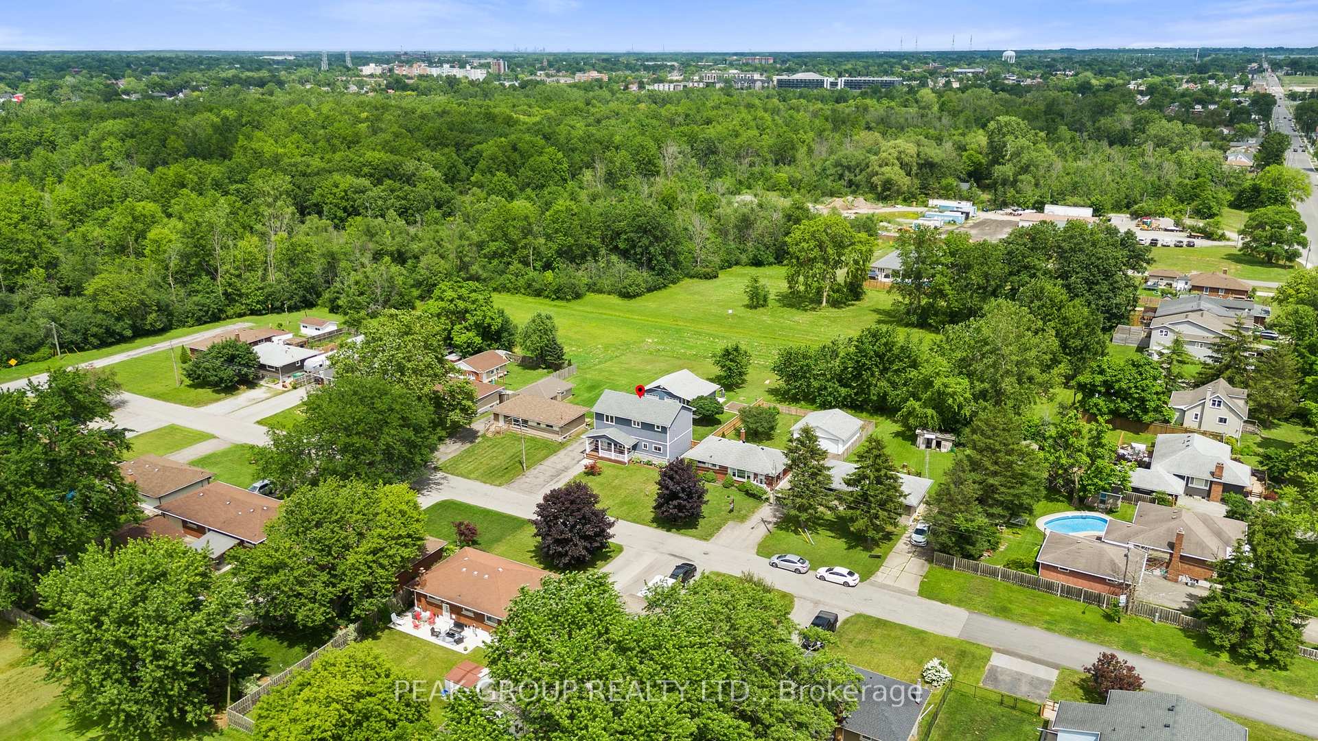 Photo 42 of 19 Bosnich Avenue, Welland, Broadway — HOMEH