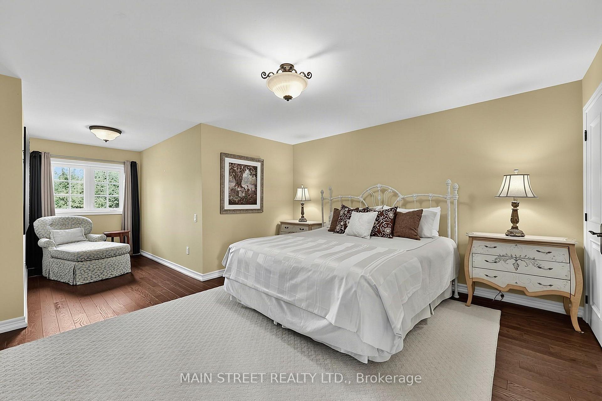 Photo 24 of 40 Tucker Court, Aurora, Aurora Estates — HOMEH