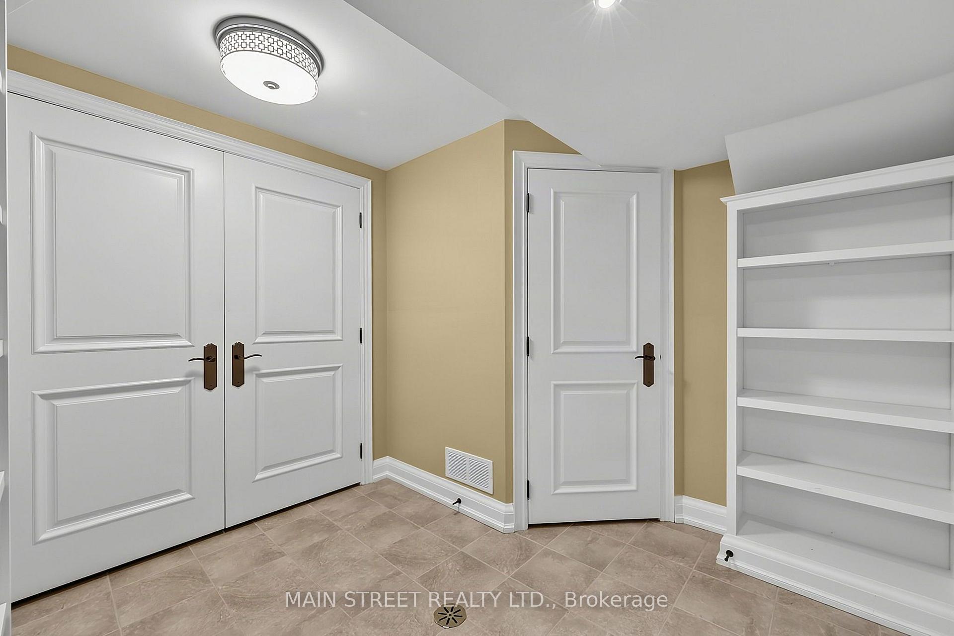 Photo 36 of 40 Tucker Court, Aurora, Aurora Estates — HOMEH