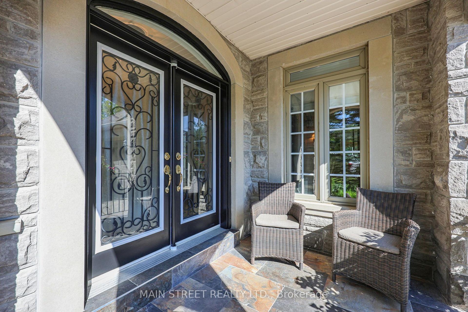 Photo 37 of 40 Tucker Court, Aurora, Aurora Estates — HOMEH
