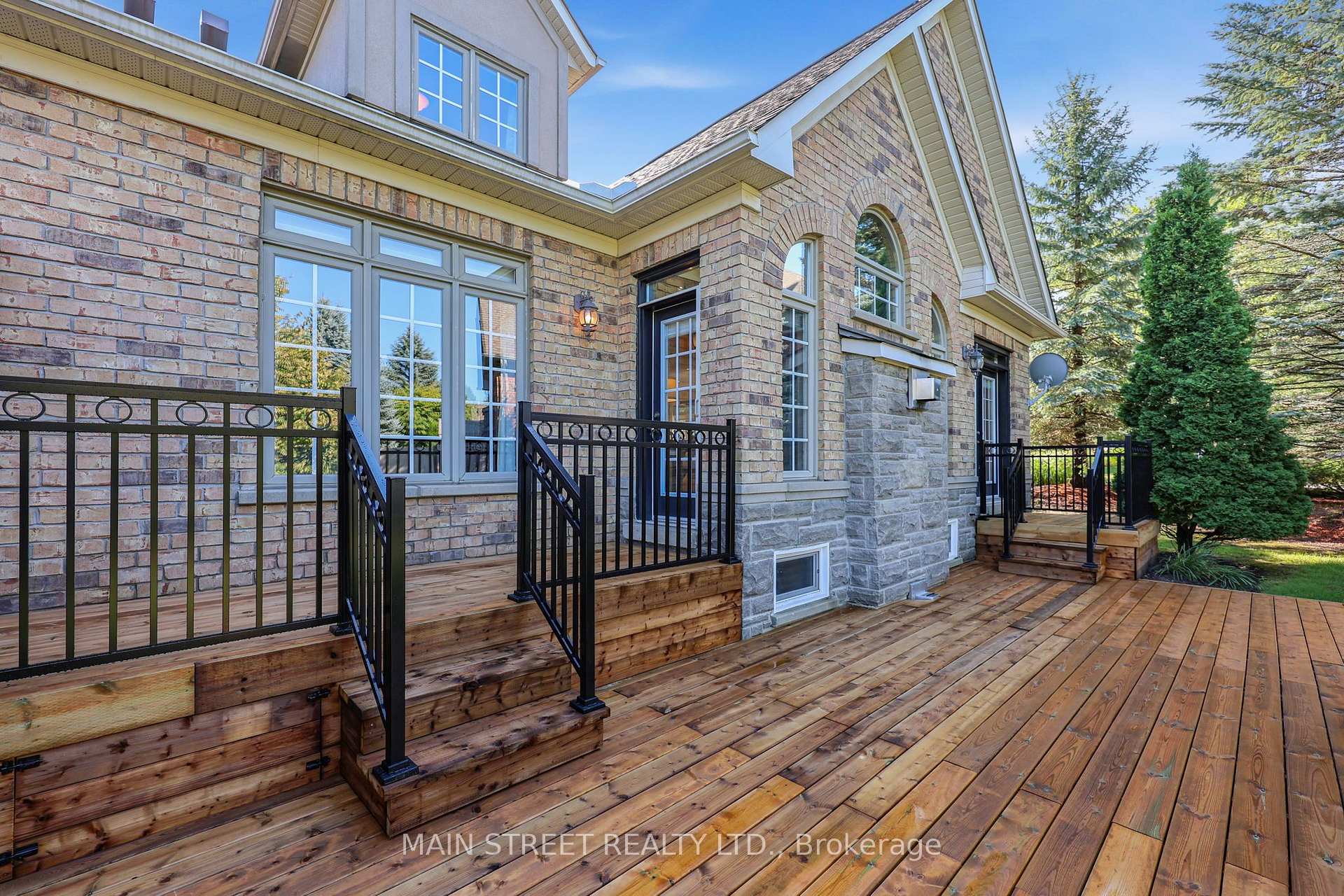 Photo 39 of 40 Tucker Court, Aurora, Aurora Estates — HOMEH