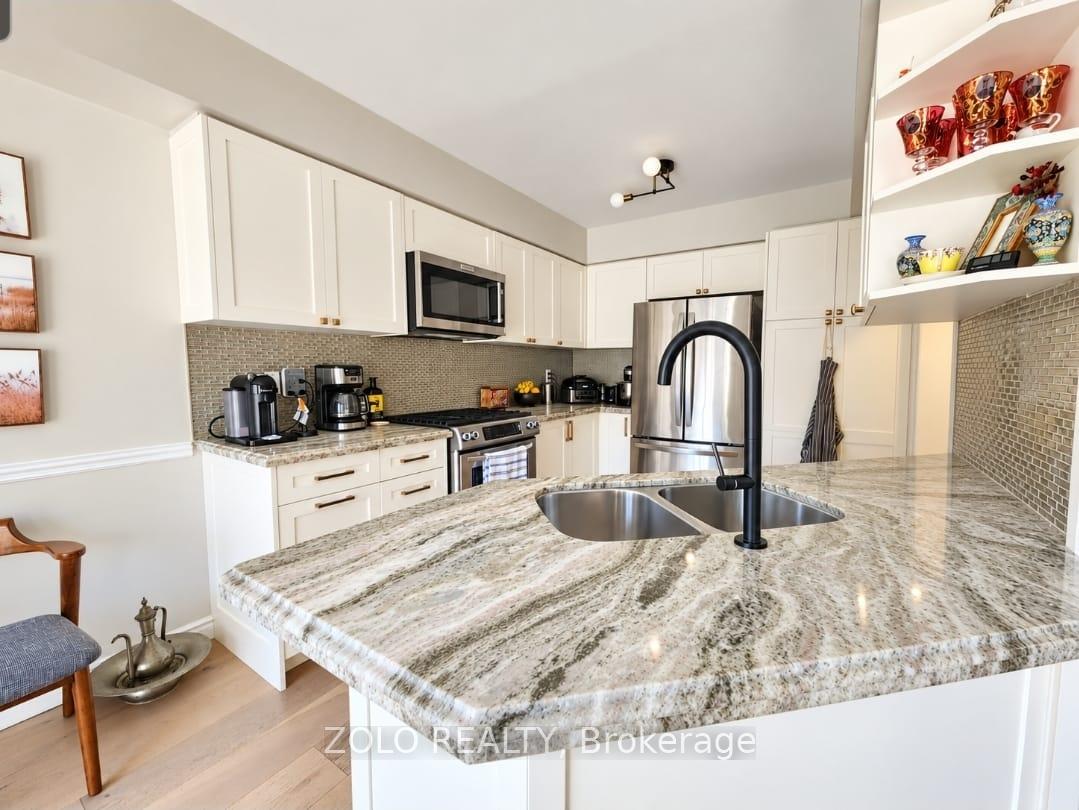 Photo 8 of 33 Walkview Crescent, Richmond Hill, Oak Ridges — HOMEH