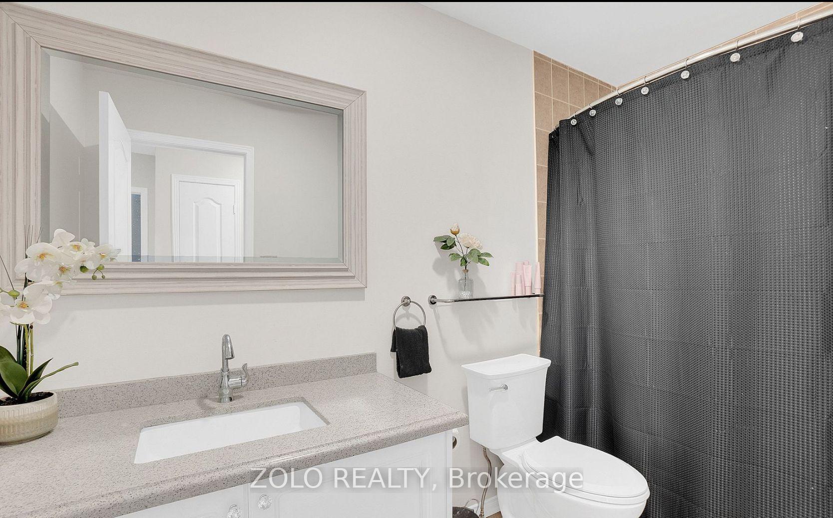 Photo 16 of 33 Walkview Crescent, Richmond Hill, Oak Ridges — HOMEH