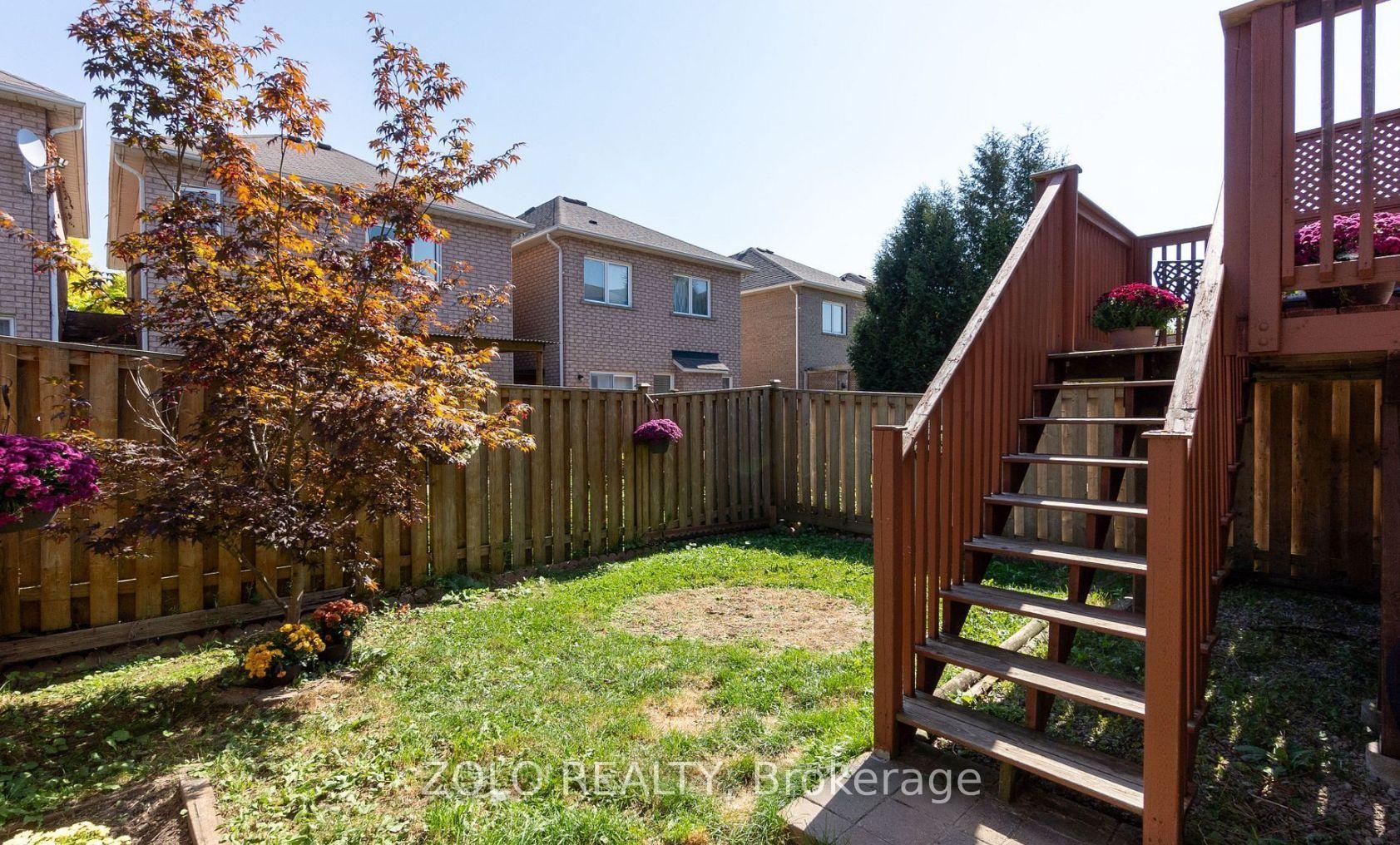 Photo 19 of 33 Walkview Crescent, Richmond Hill, Oak Ridges — HOMEH