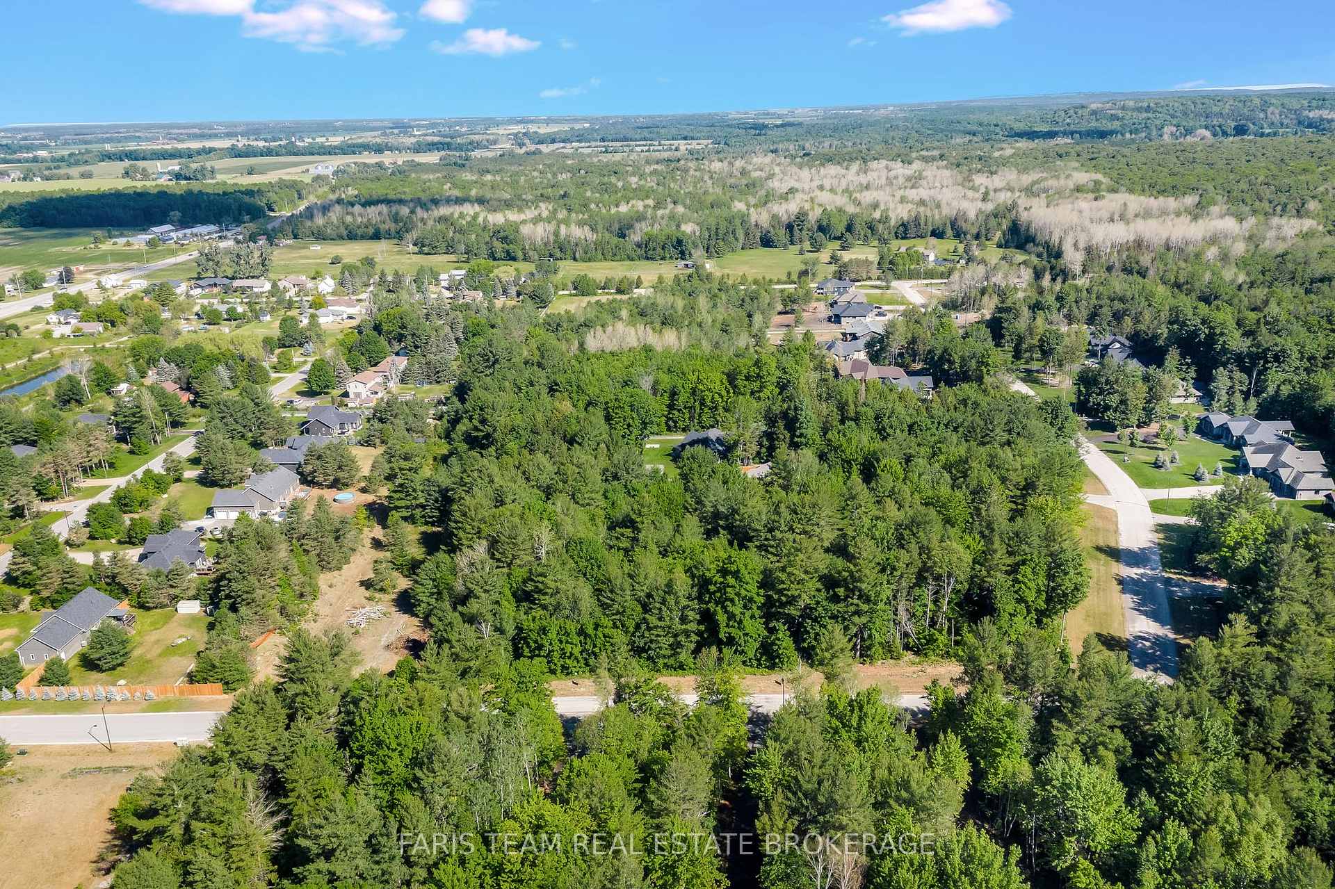 Photo 3 of 37 Marni Lane, Springwater, Rural Springwater — HOMEH