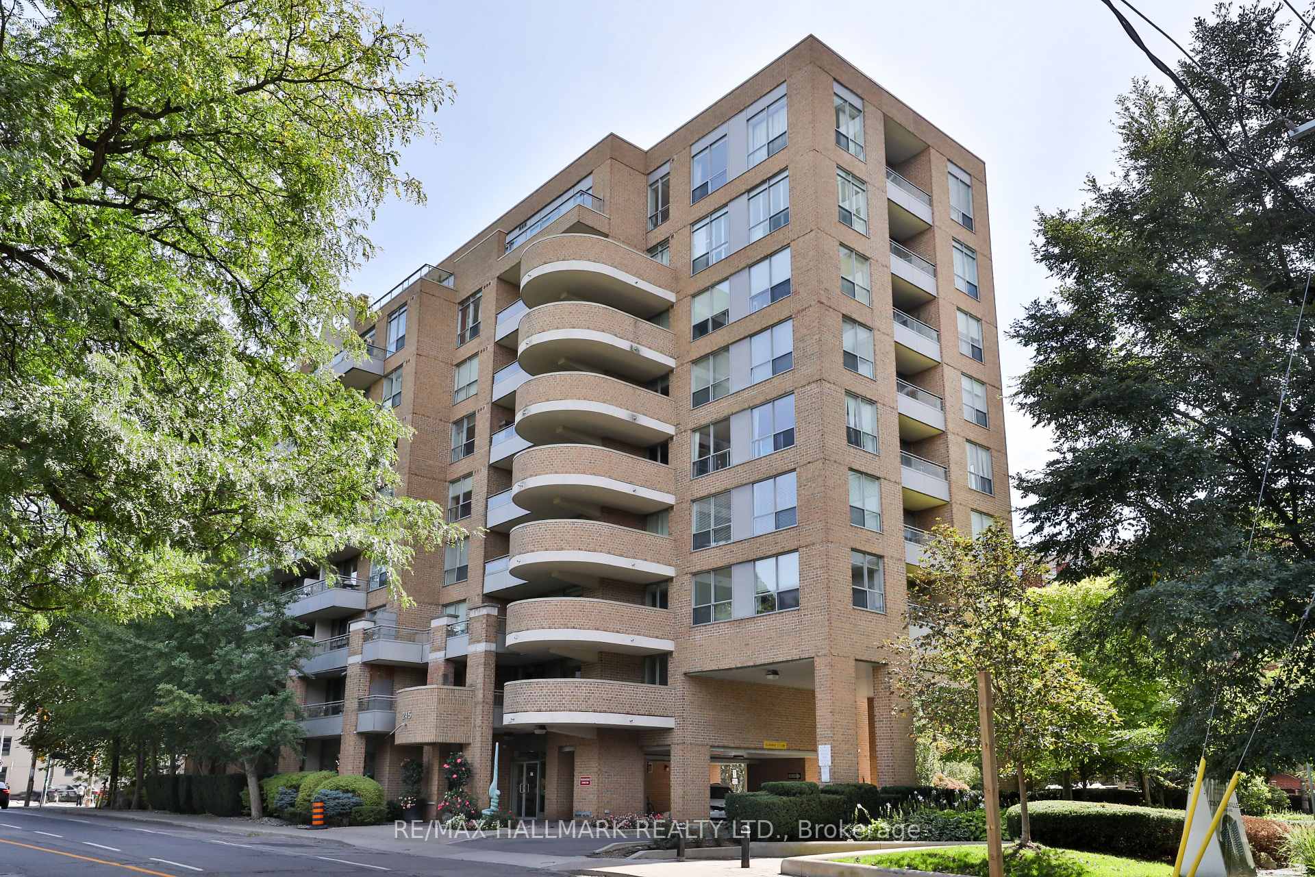 Photo 20 of Unit 716, 245 Davisville Avenue, Toronto, Mount Pleasant West — HOMEH