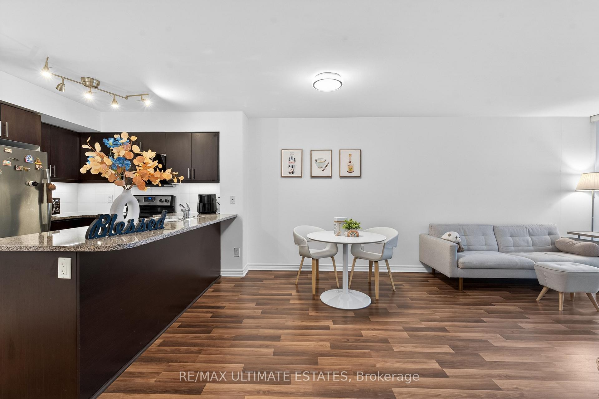 Photo 5 of Unit 2205, 19 Grand Trunk Crescent, Toronto, Waterfront Communities — HOMEH