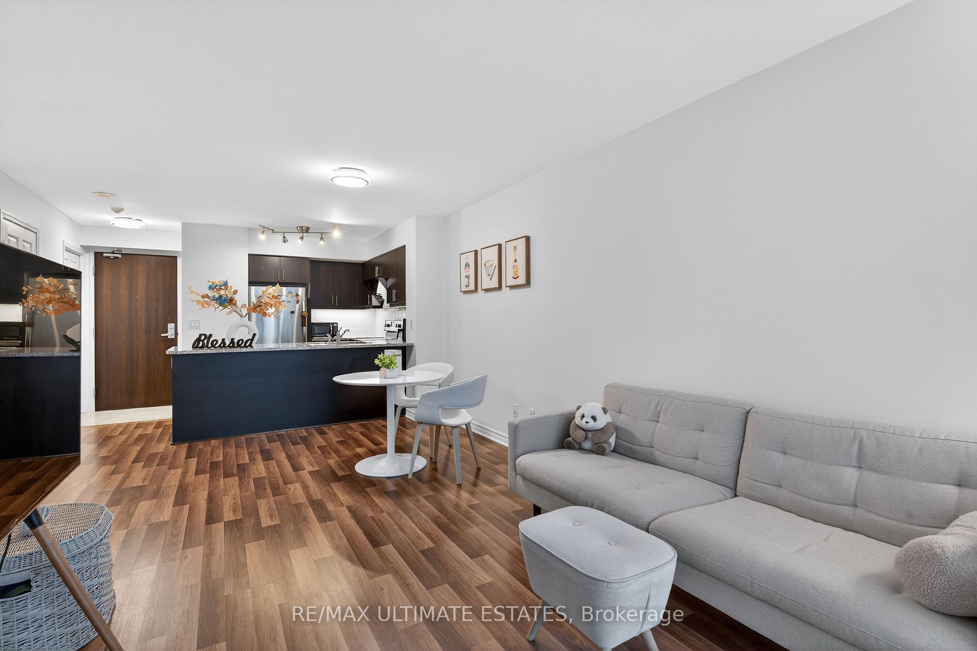Photo 7 of Unit 2205, 19 Grand Trunk Crescent, Toronto, Waterfront Communities — HOMEH